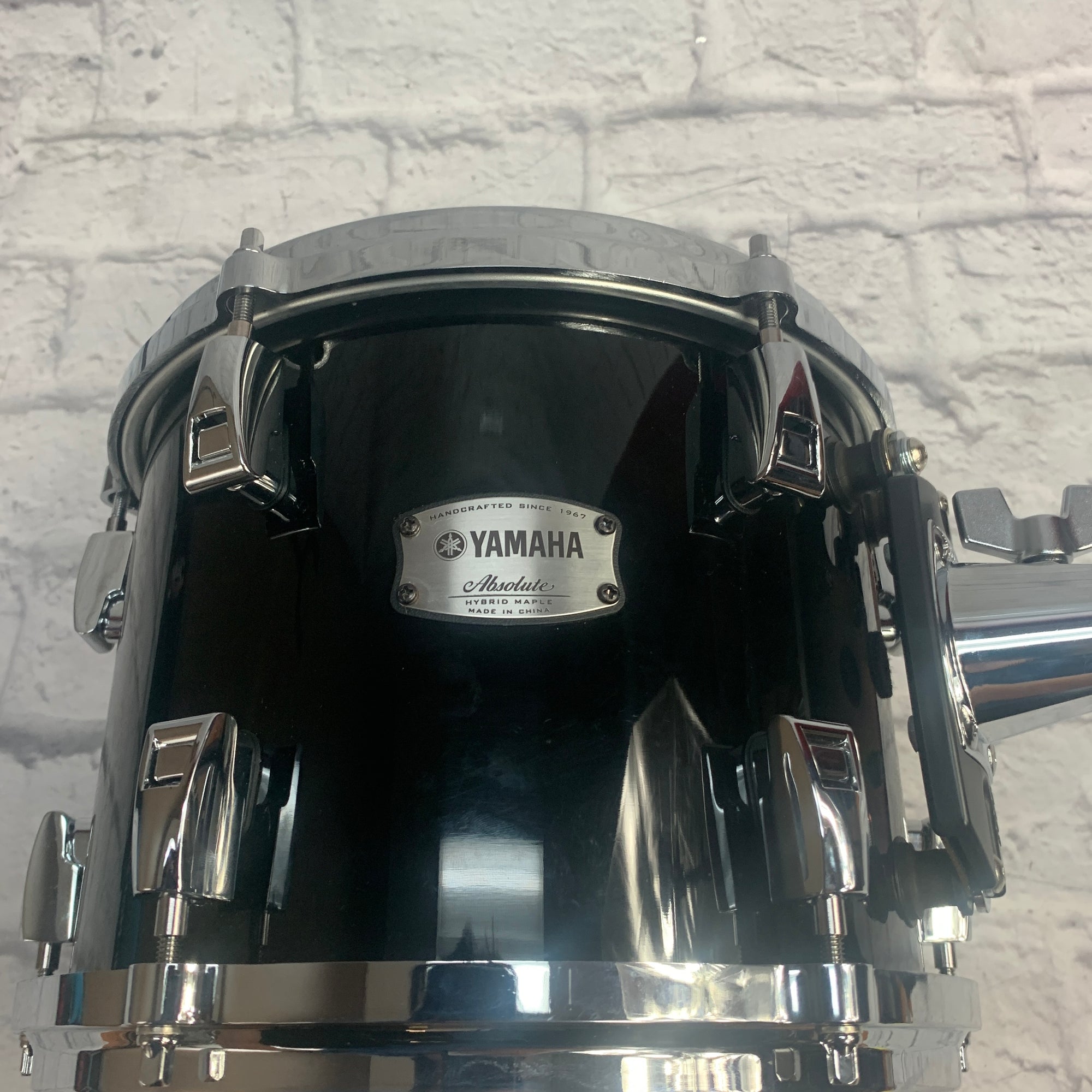 Yamaha Absolute Hybrid Maple 10x7 Tom - black