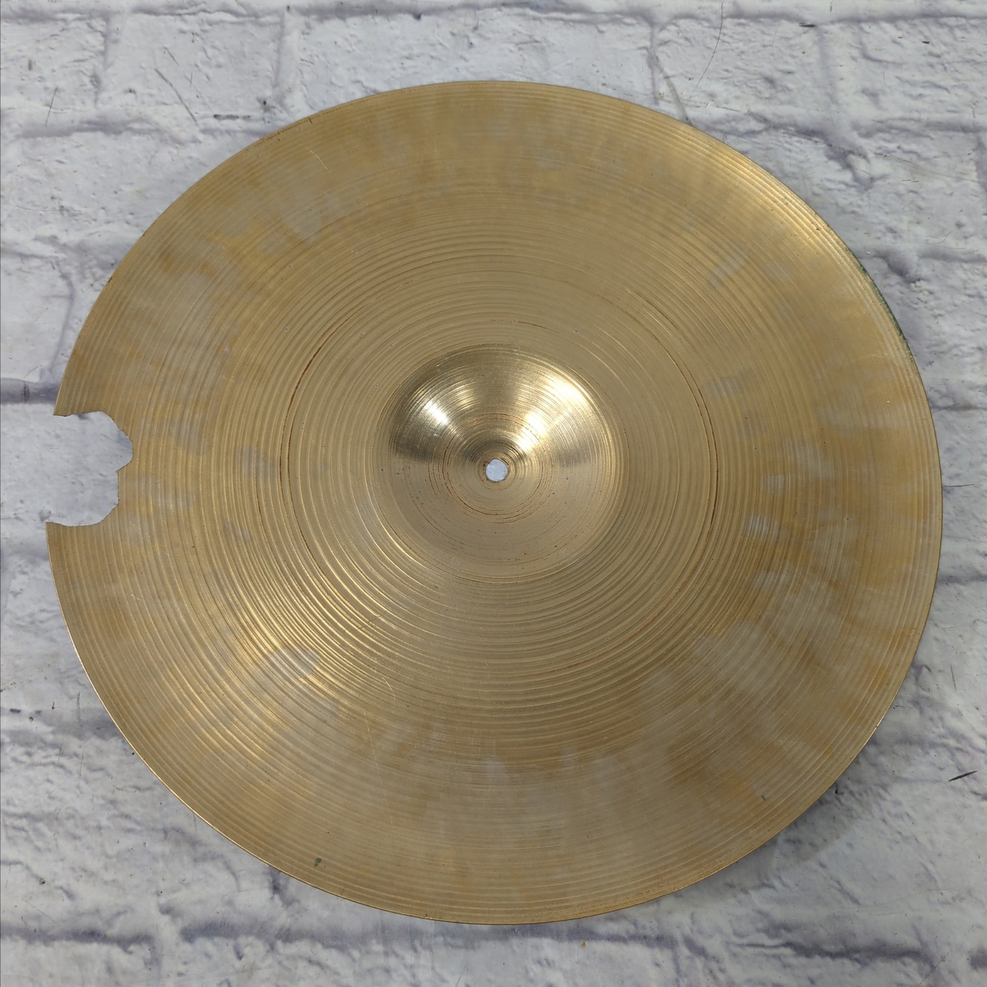 Zildjian 18 Ride Cymbal CRACKED