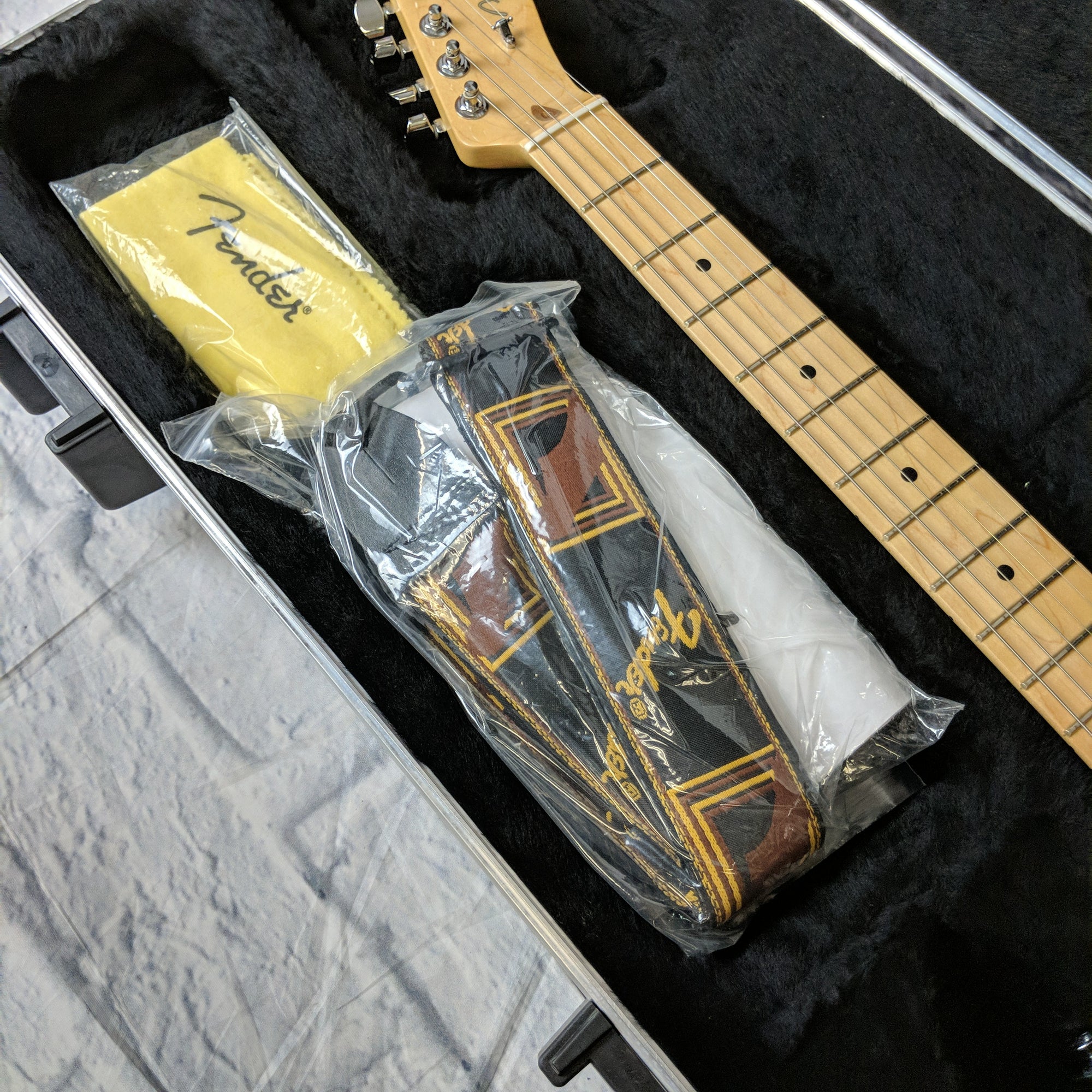 Fender Telecaster 60th Anniversary 3-Tone Sunburst Electric Guitar