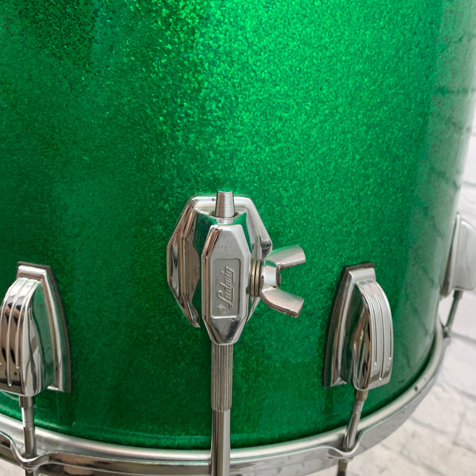 Ludwig B/O Badge 16x15 Floor Tom Green Sparkle 1970