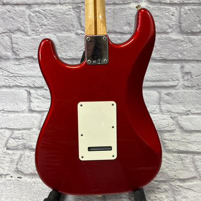 Fender MIM Stratocaster 2006 Electric Guitar - Candy Apple Red