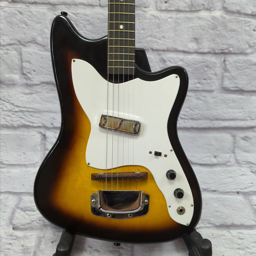 Vintage 1960s Harmony Bobcat Electric Guitar with Gold Foil Pickup and Case