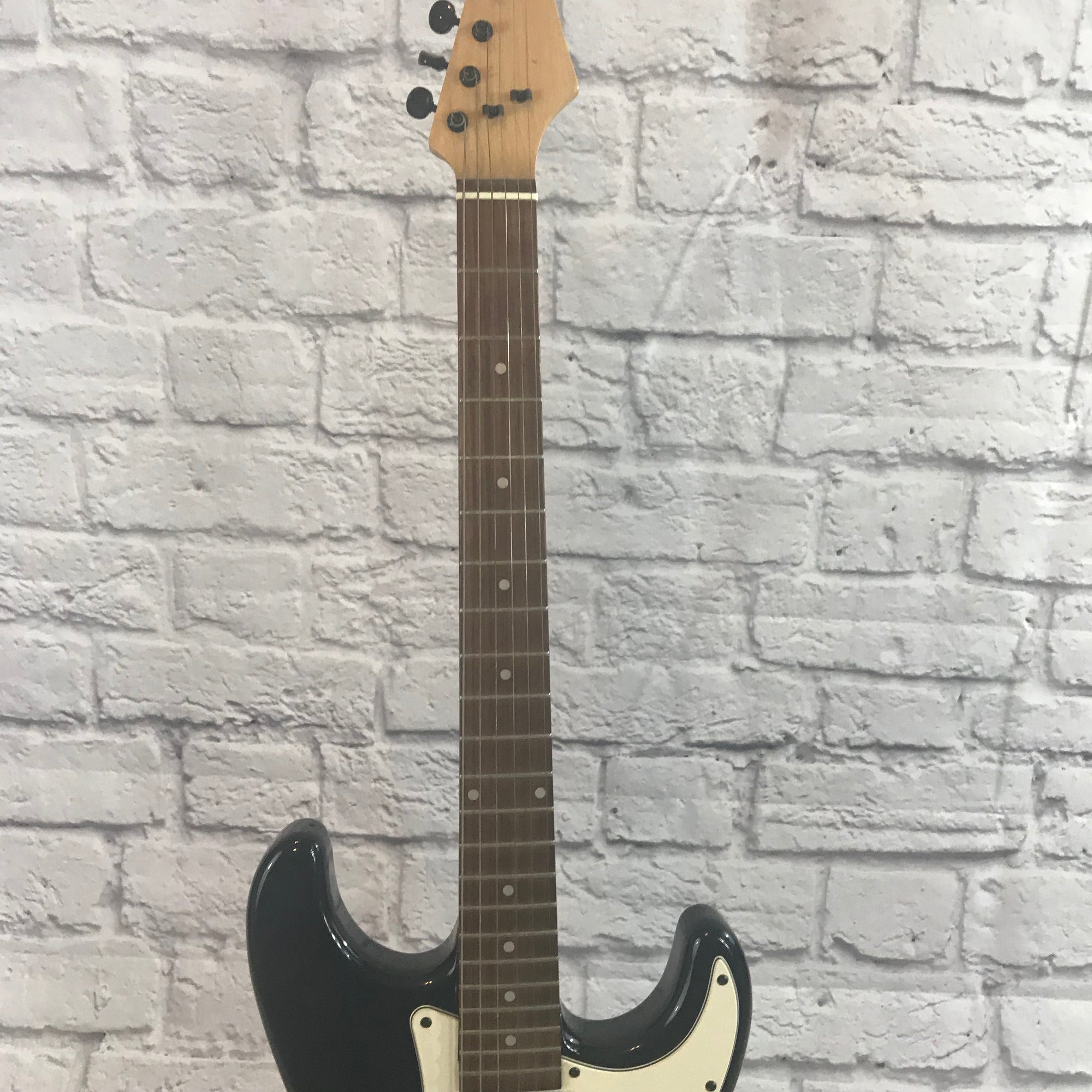 No Name Strat Style Electric Guitar