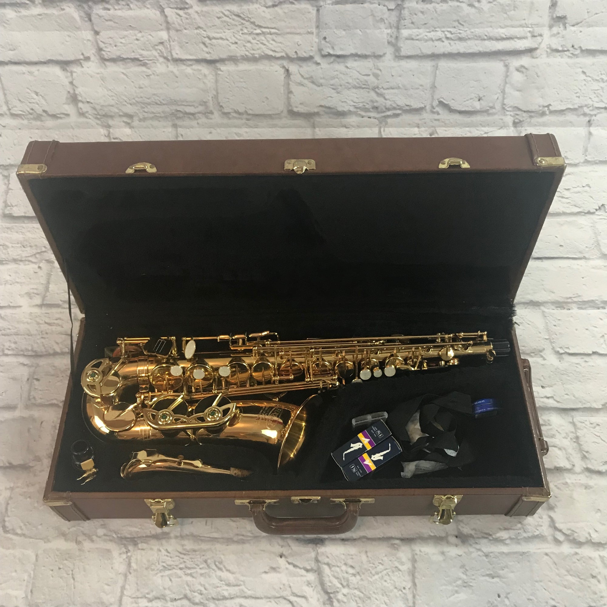 El Rharl 300 Series Saxophone