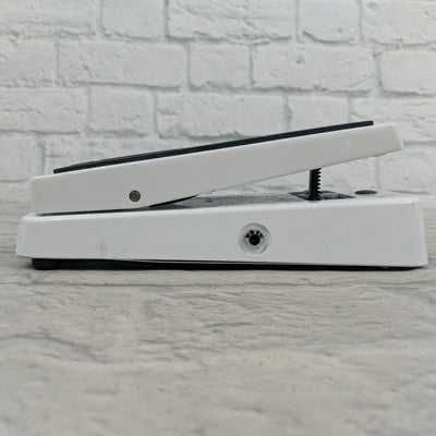 Dunlop Cry Baby Bass Wah Pedal White