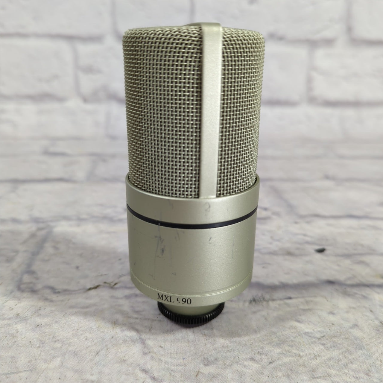 MXL 990 Condenser Mic w/ Case