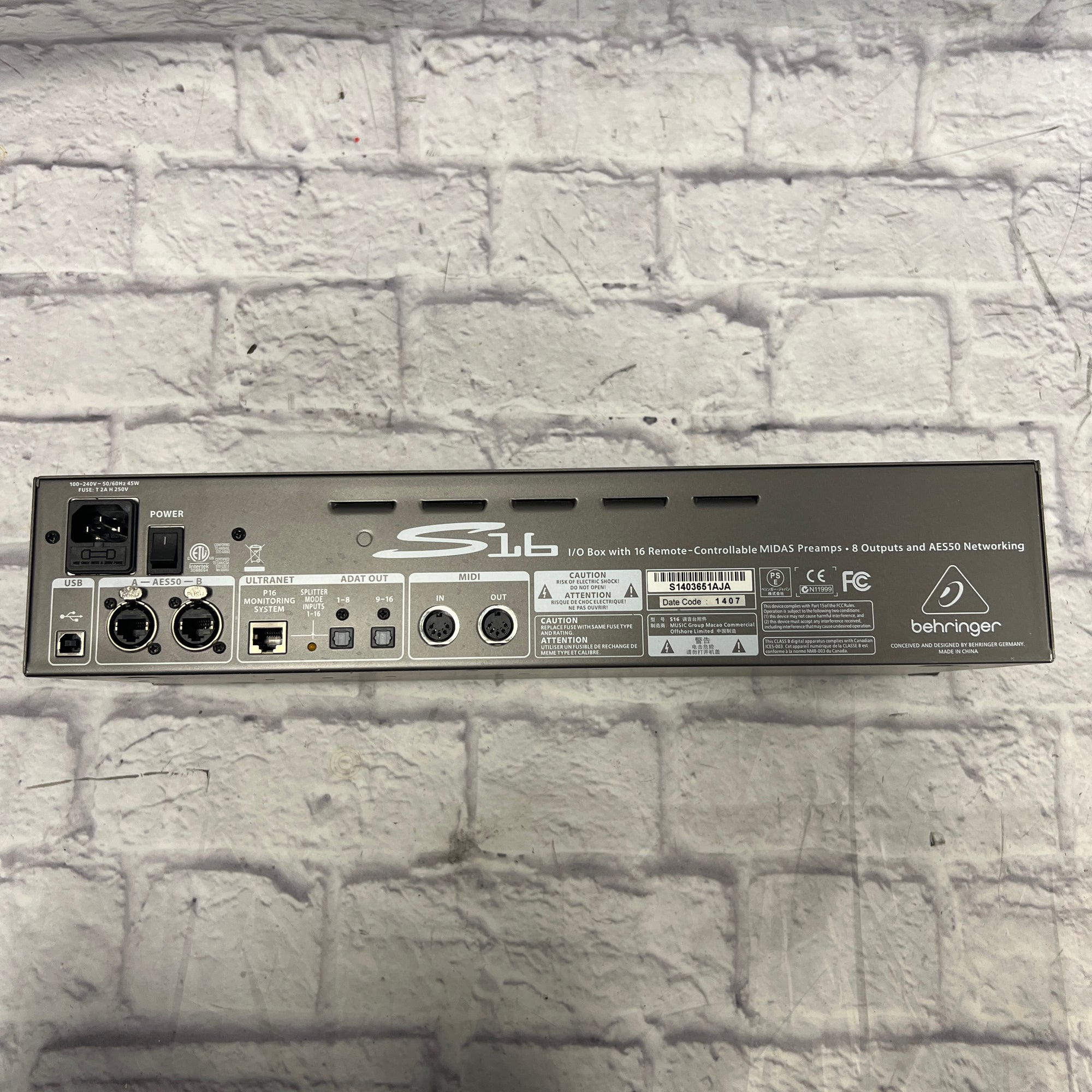 Behringer S16 I/O Box with Midas Preamps