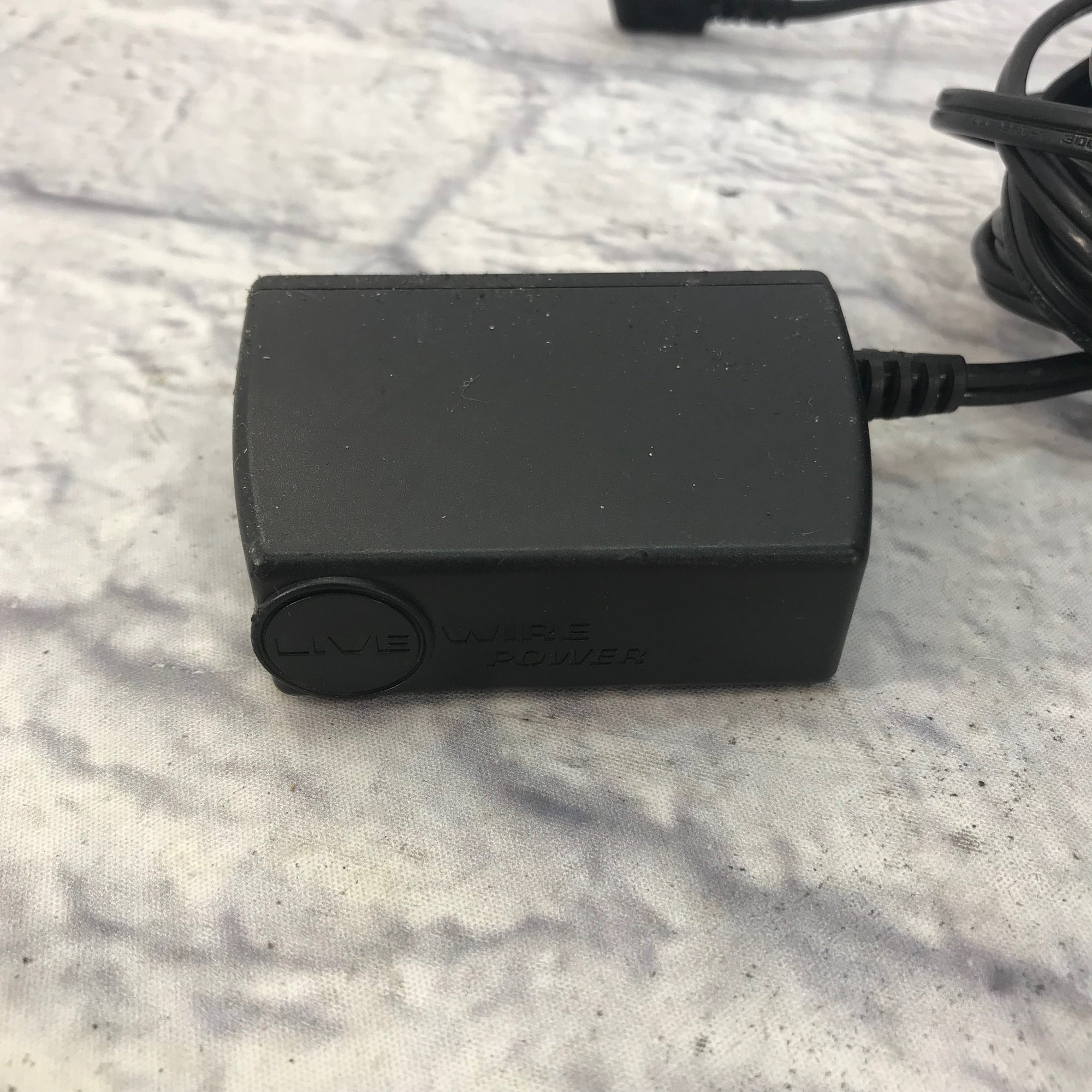 LiveWire Power PH1700 9v Power Adapter