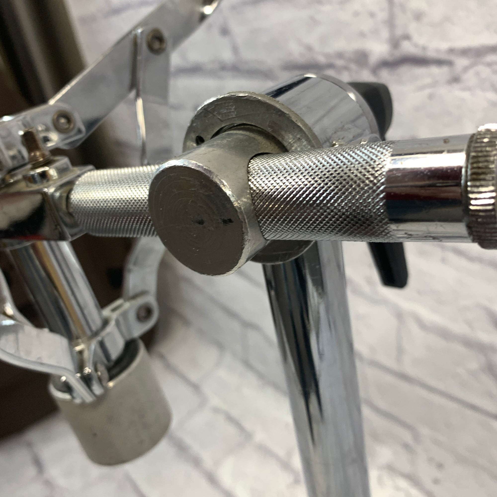 DW 9000 Series Snare Stand