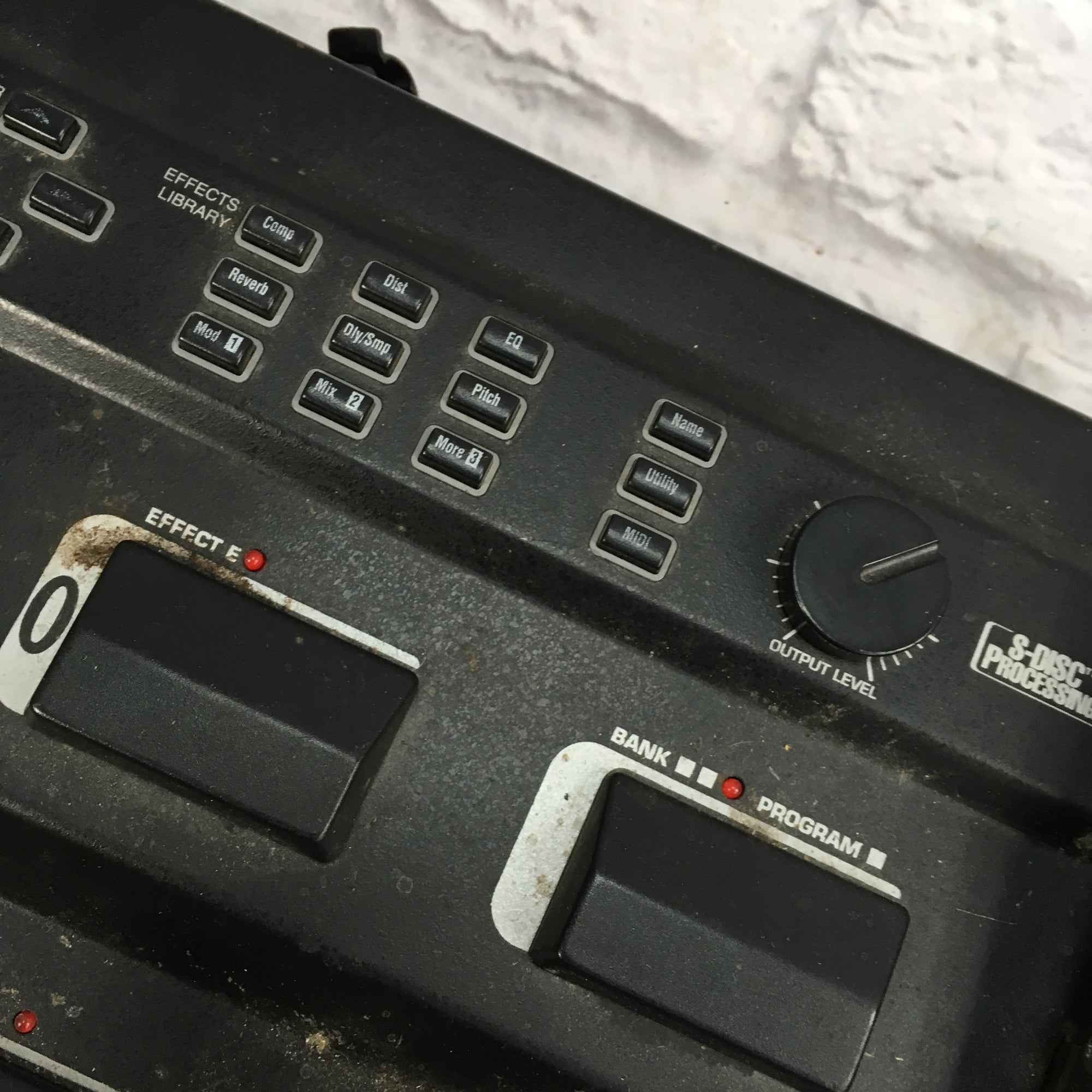 Digitech RP10 Multieffects Processor - Evolution Music