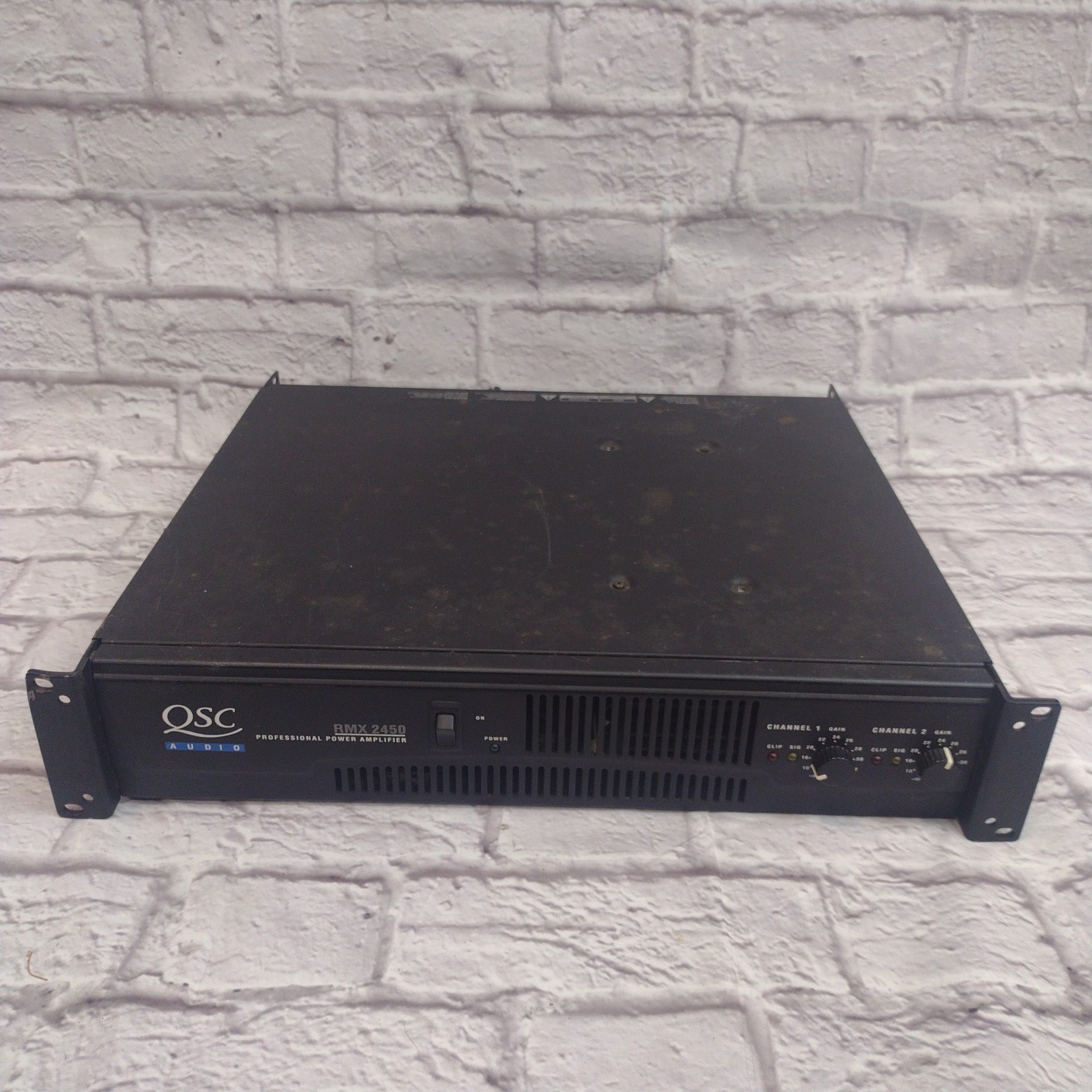 QSC RMX 2450 Power Amp