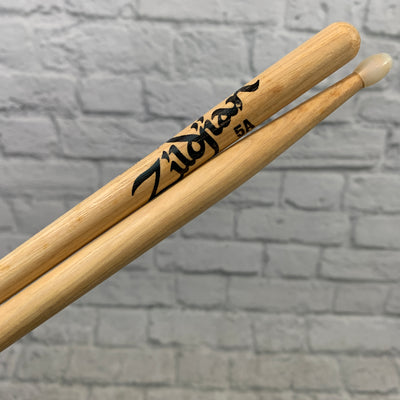 Zildjian 5A Hickory Drumstick Pair Nylon Tip