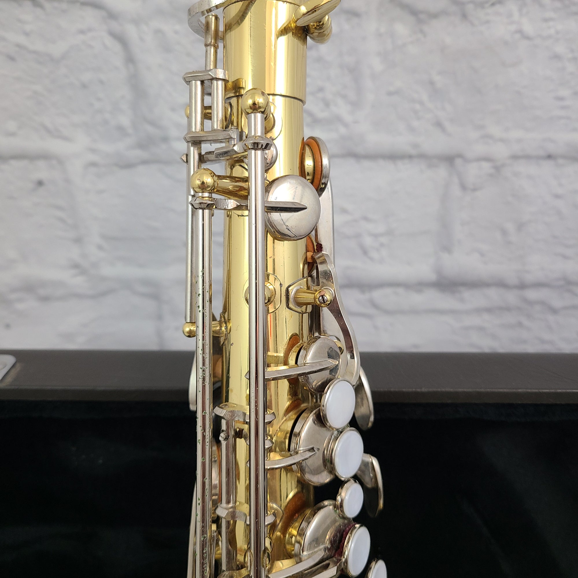 Yamaha YAS 23 Alto Saxophone Saxophone w/ Case and Accessories