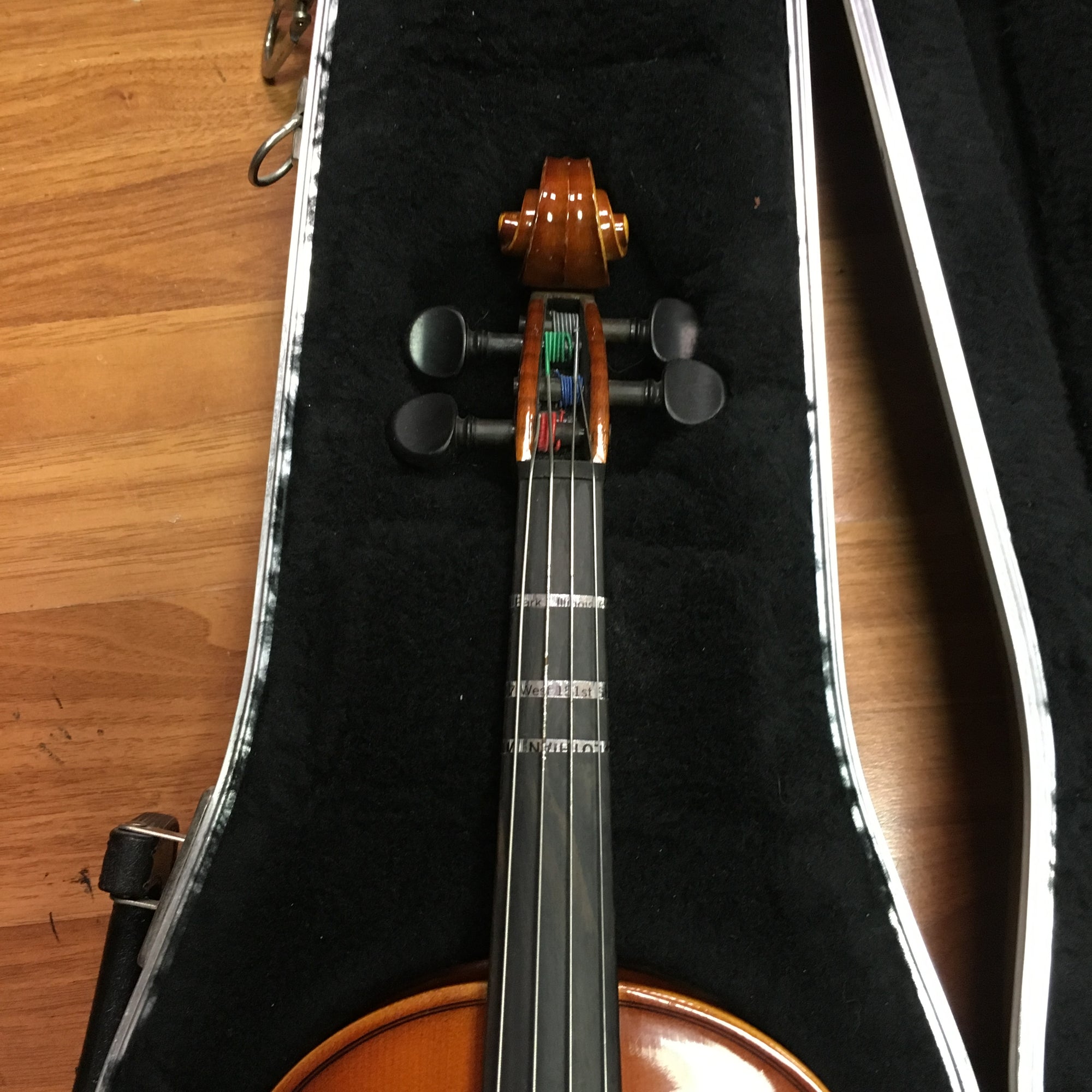 Signature Series Student Viola w Case and Bow