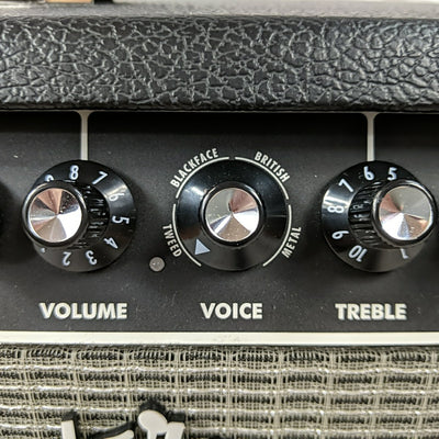 Fender Champion 20 Guitar Combo w/ cover
