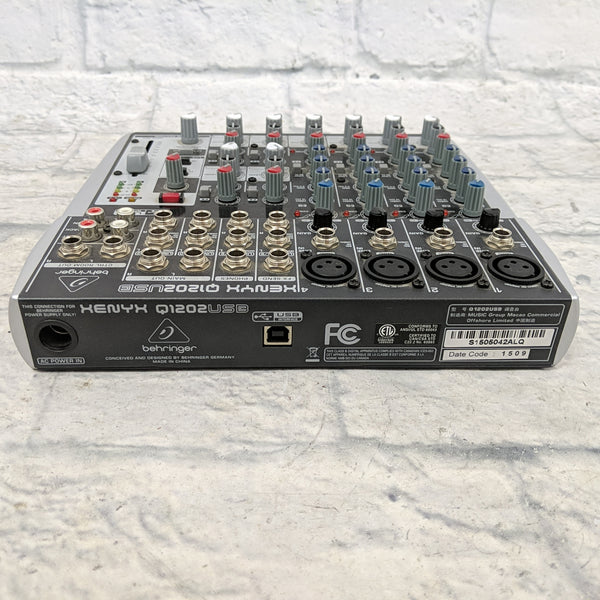 Behringer Xenyx Q1202 USB Mixer Evolution Music