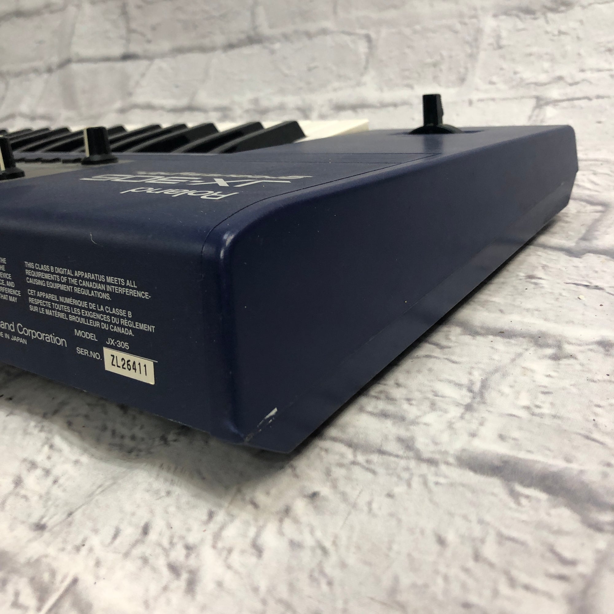 Roland JX-305 Synthesizer - Evolution Music