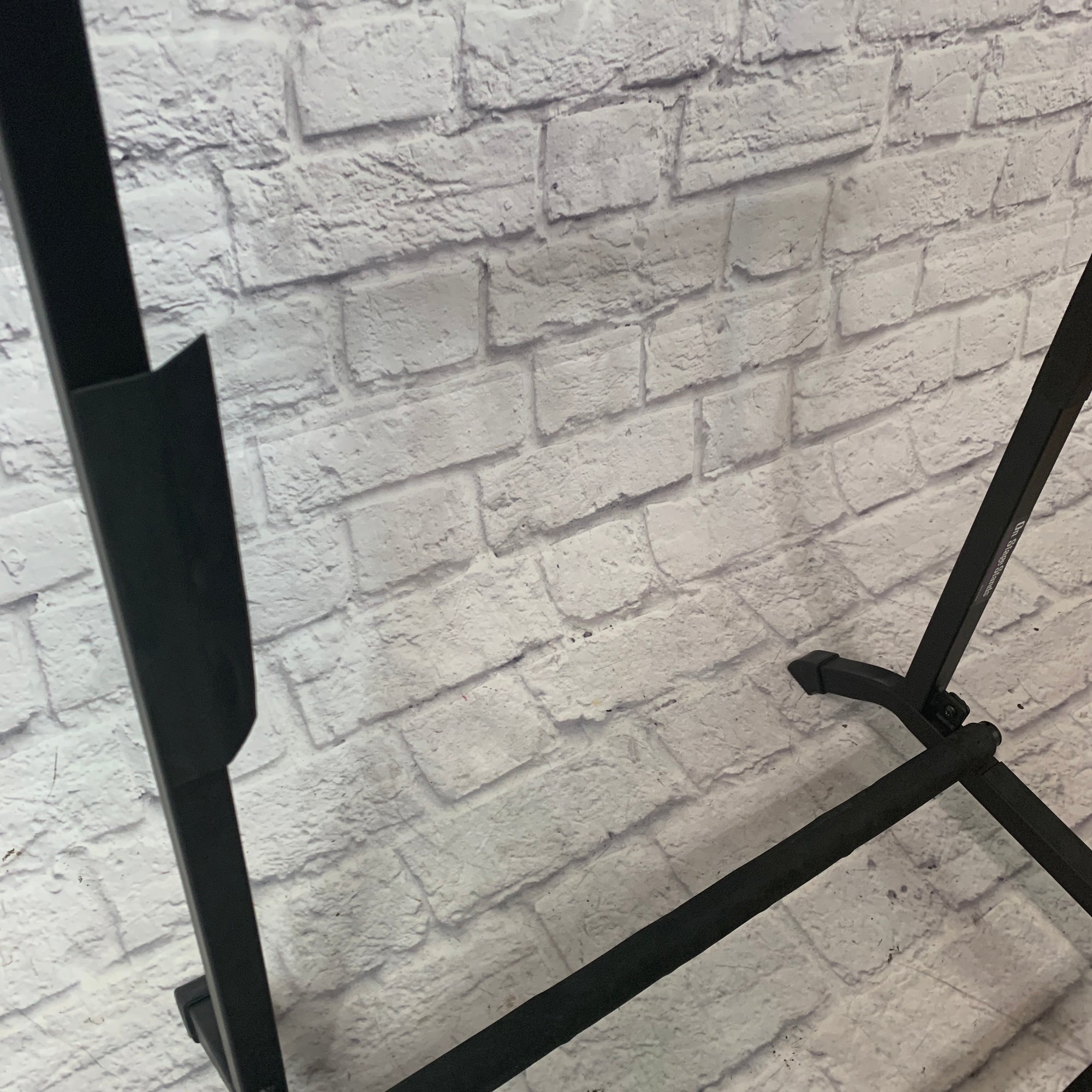 On Stage Stands GS7561 5 Space Guitar Stand