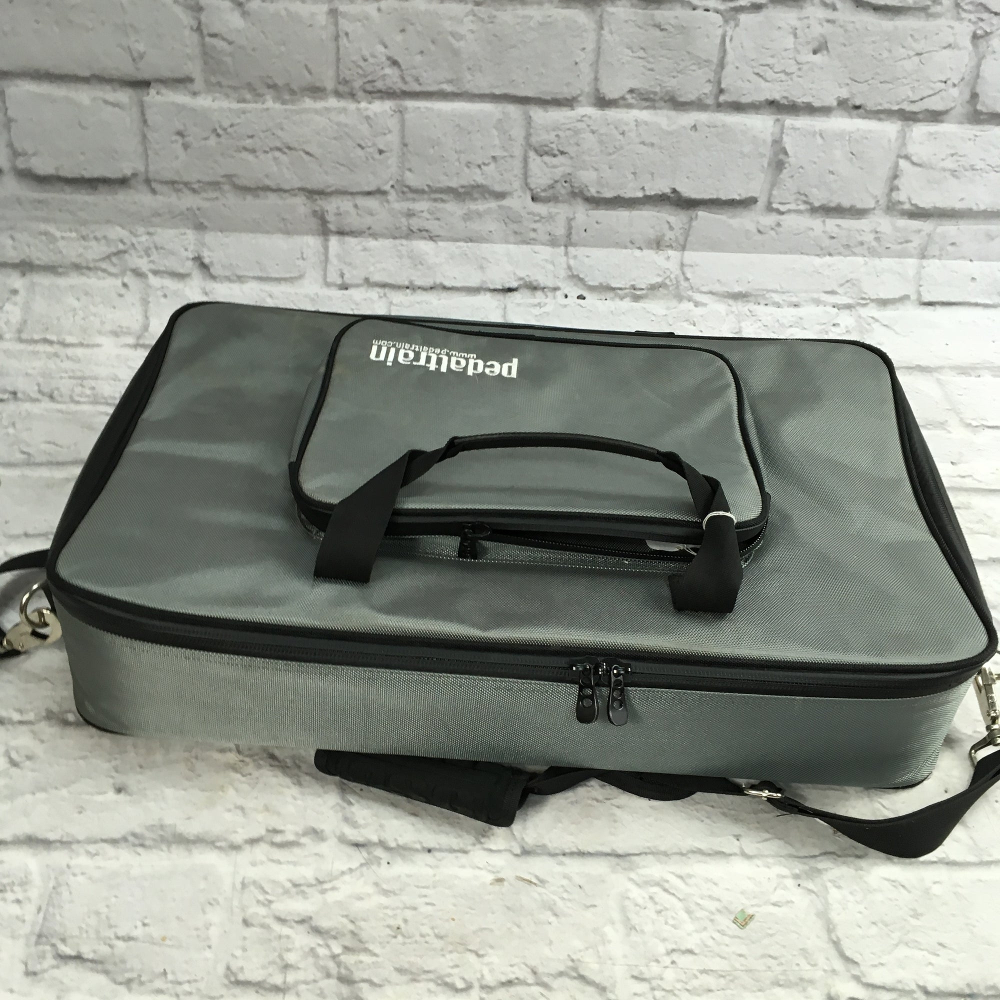 Pedaltrain PT-1 Pedalboard with Soft Case
