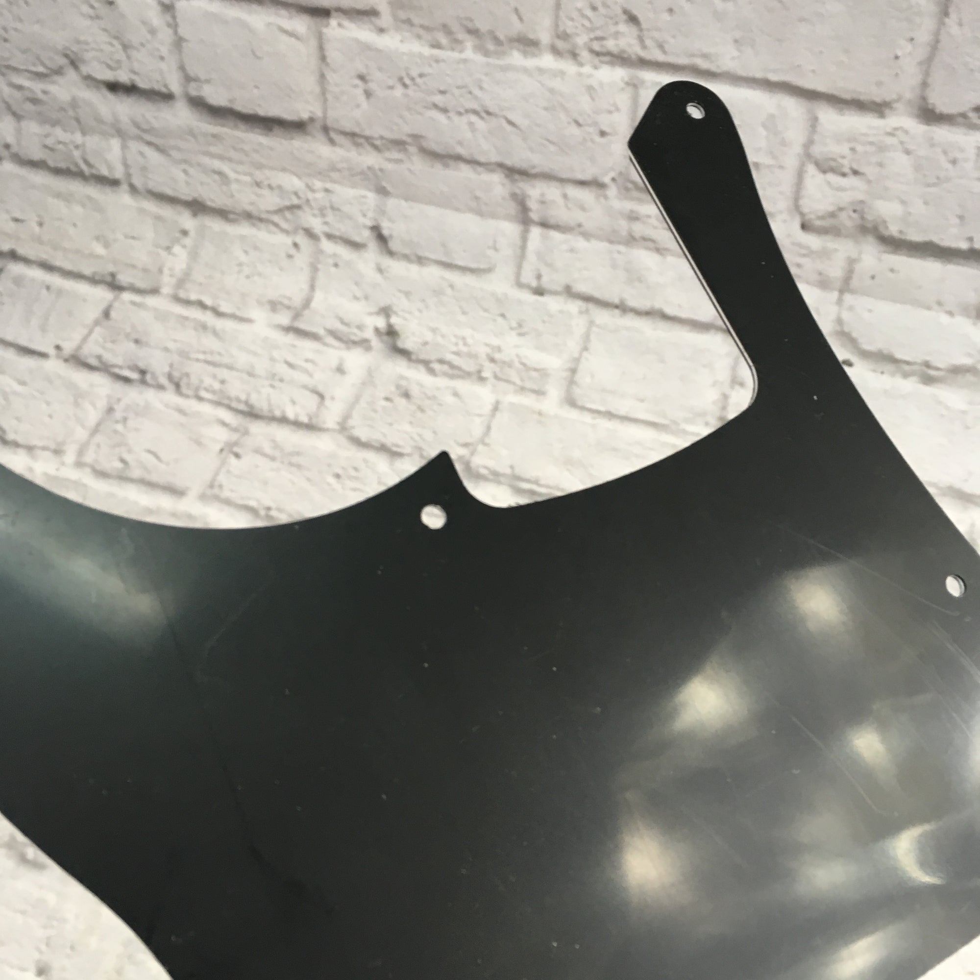 P Bass Style Pickguard Black