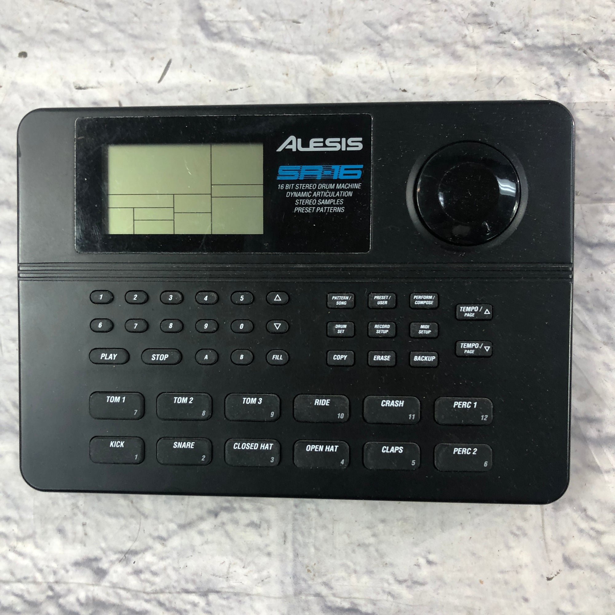 Alesis sr16 deals