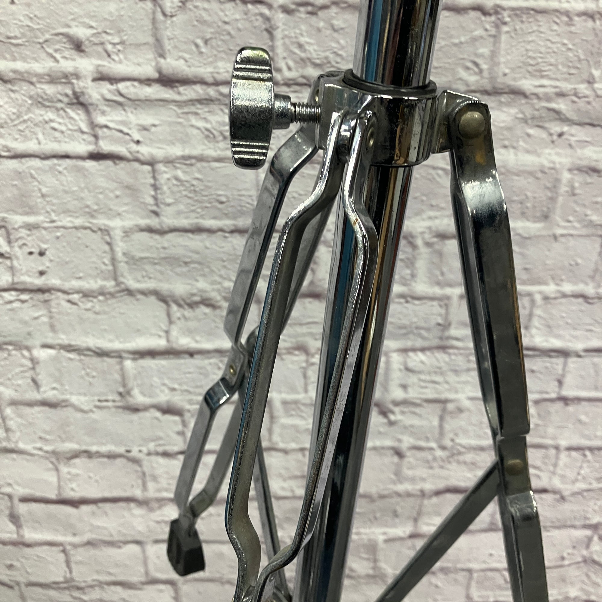 Unknown Bongo Stand Chrome