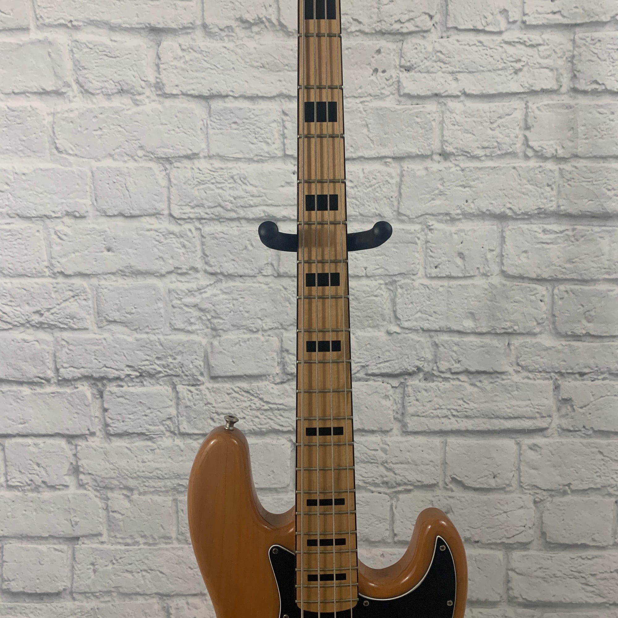 Squier Vintage Modified Jazz Bass 4 String Natural