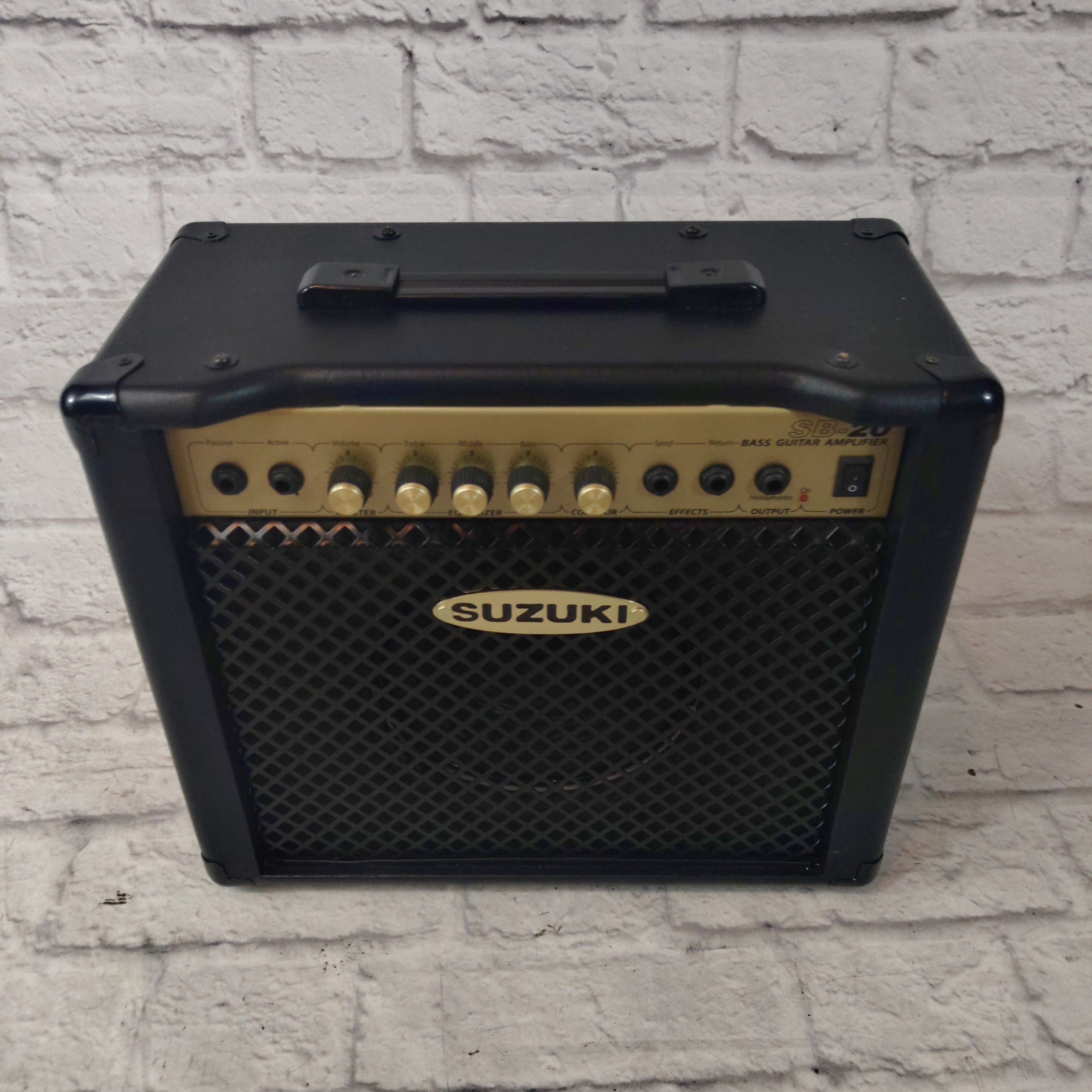 Suzuki SB-20 Bass Guitar Combo Amp - Evolution Music