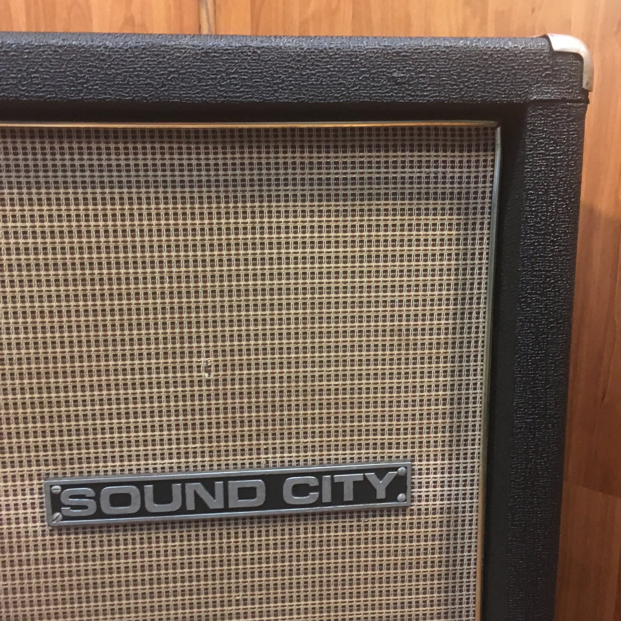 Vintage 1970's Sound City B115e Bass Cab W/ Orig Speakers