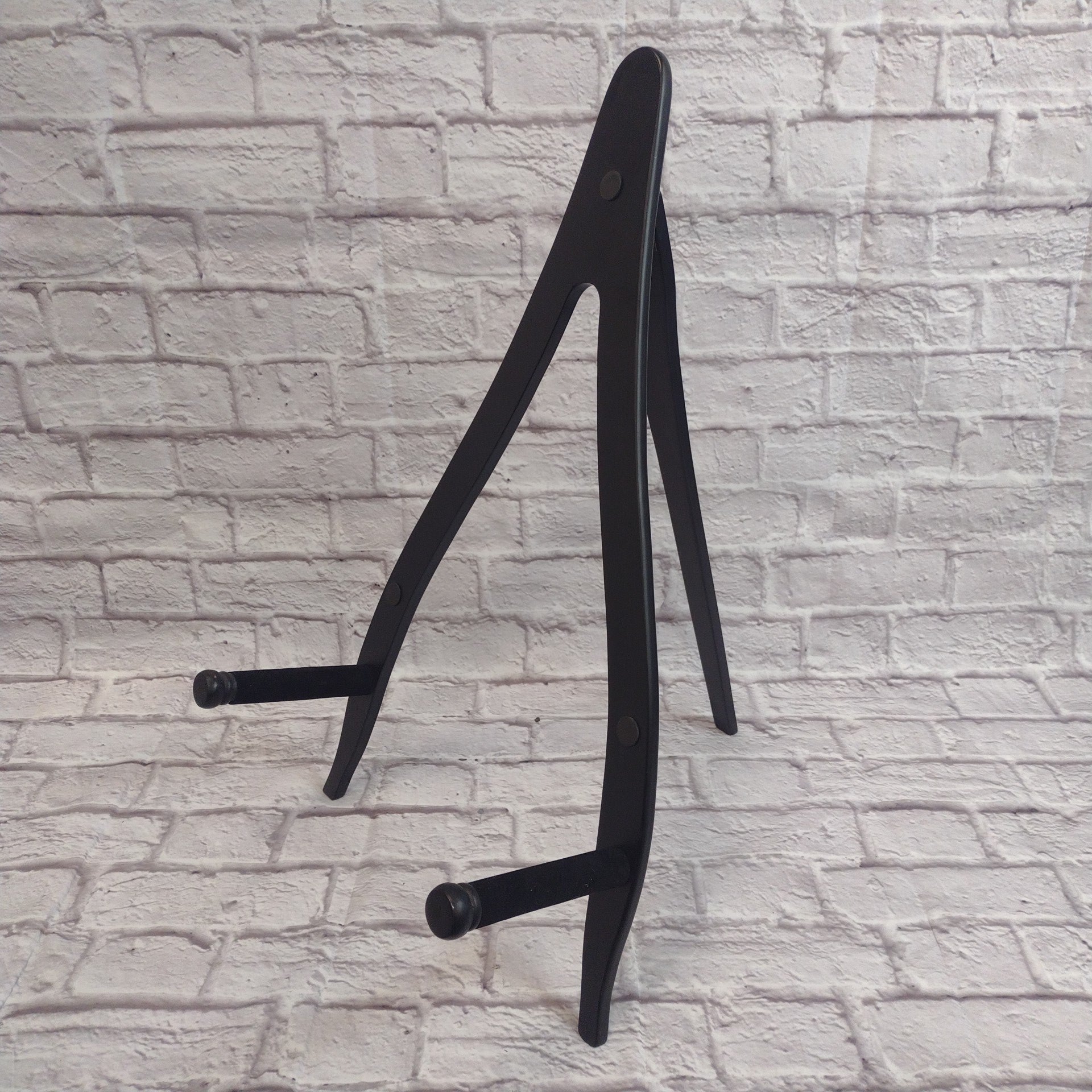 Unknown Wooden Guitar Stand