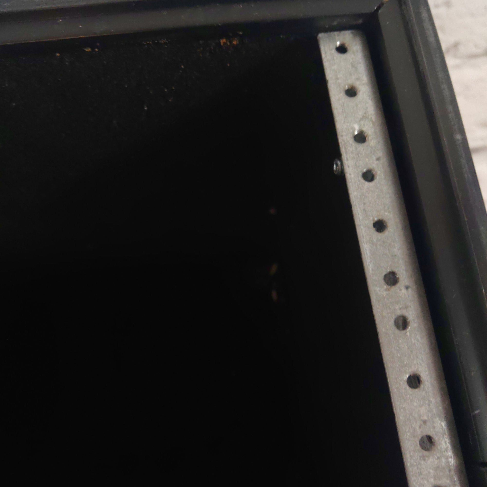 Hybrid Cases Carpetbagger 6U Black Carpeted Rack Case -