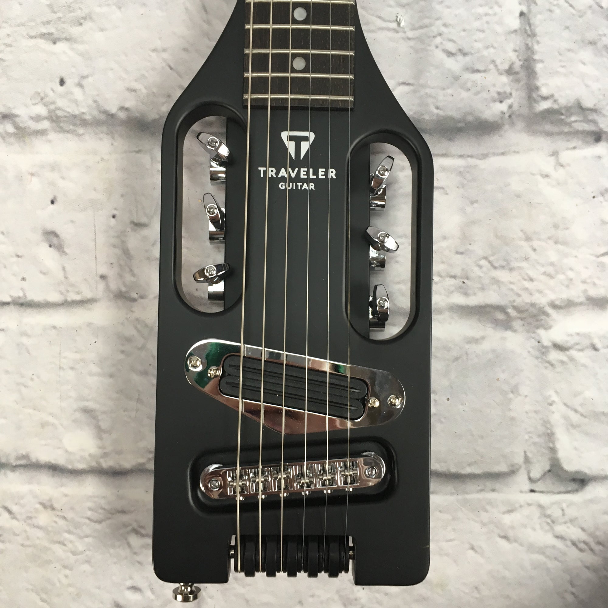 Traveler Ultralight Black Electric Guitar