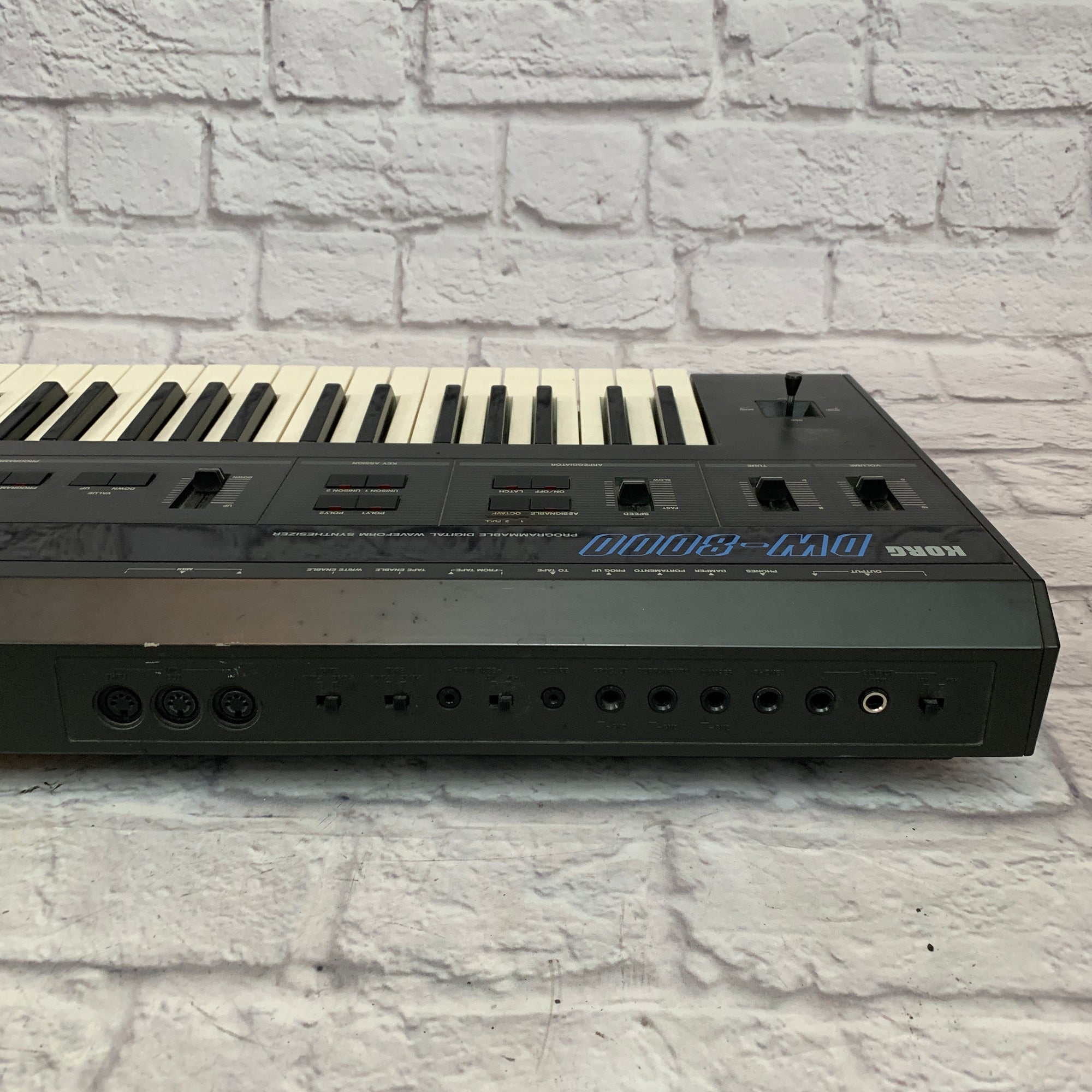 Korg DW-8000 Digital Waveform Synthesizer - Evolution Music