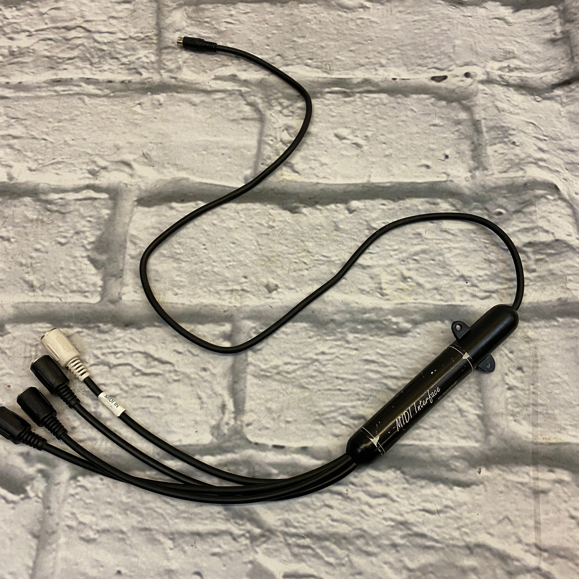 Altech Systems MIDI Interface for Macintosh Cable