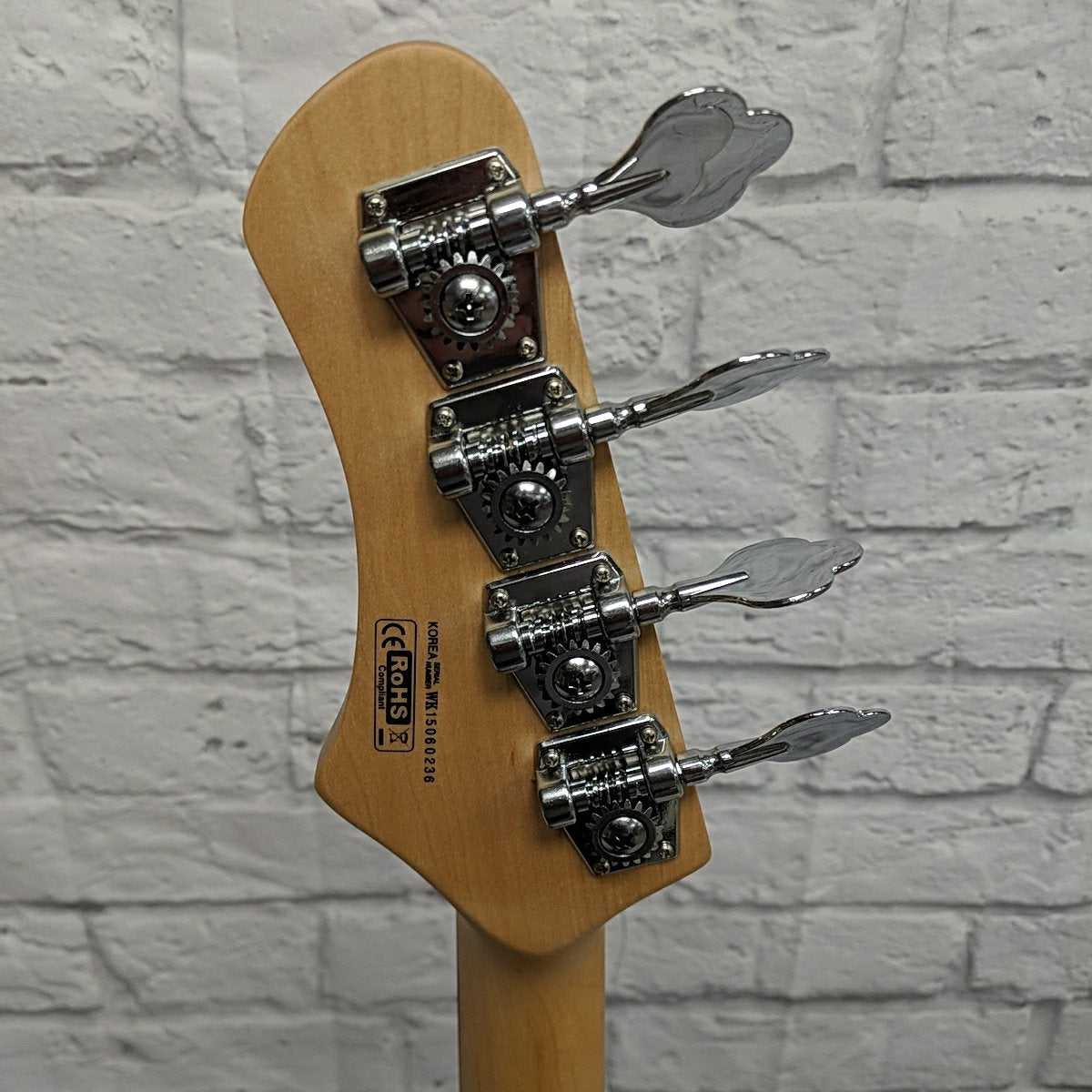 Dean Paramount 4-String Bass Sunburst