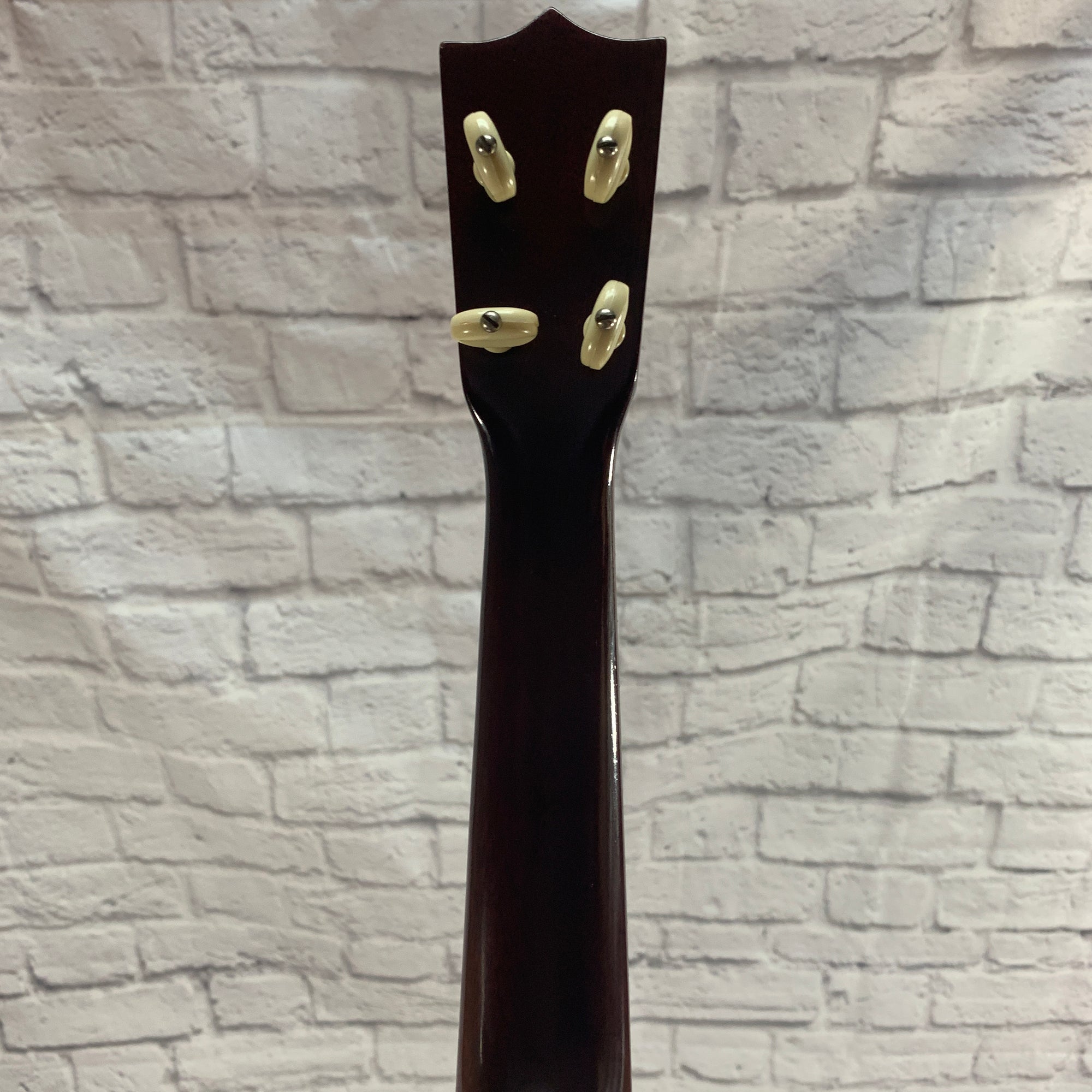 Martin Style 2 Ukulele