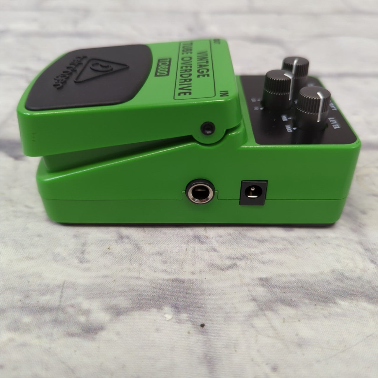 Behringer TO800 Vintage Tube Overdrive
