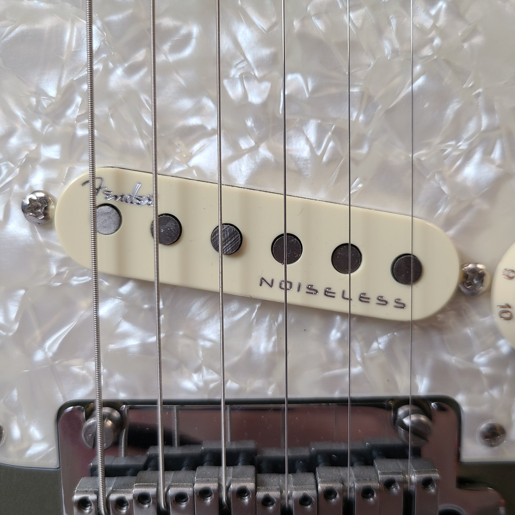 Fender American Elite Stratocaster MN SA Maple Fretboard - Satin Jade Pearl