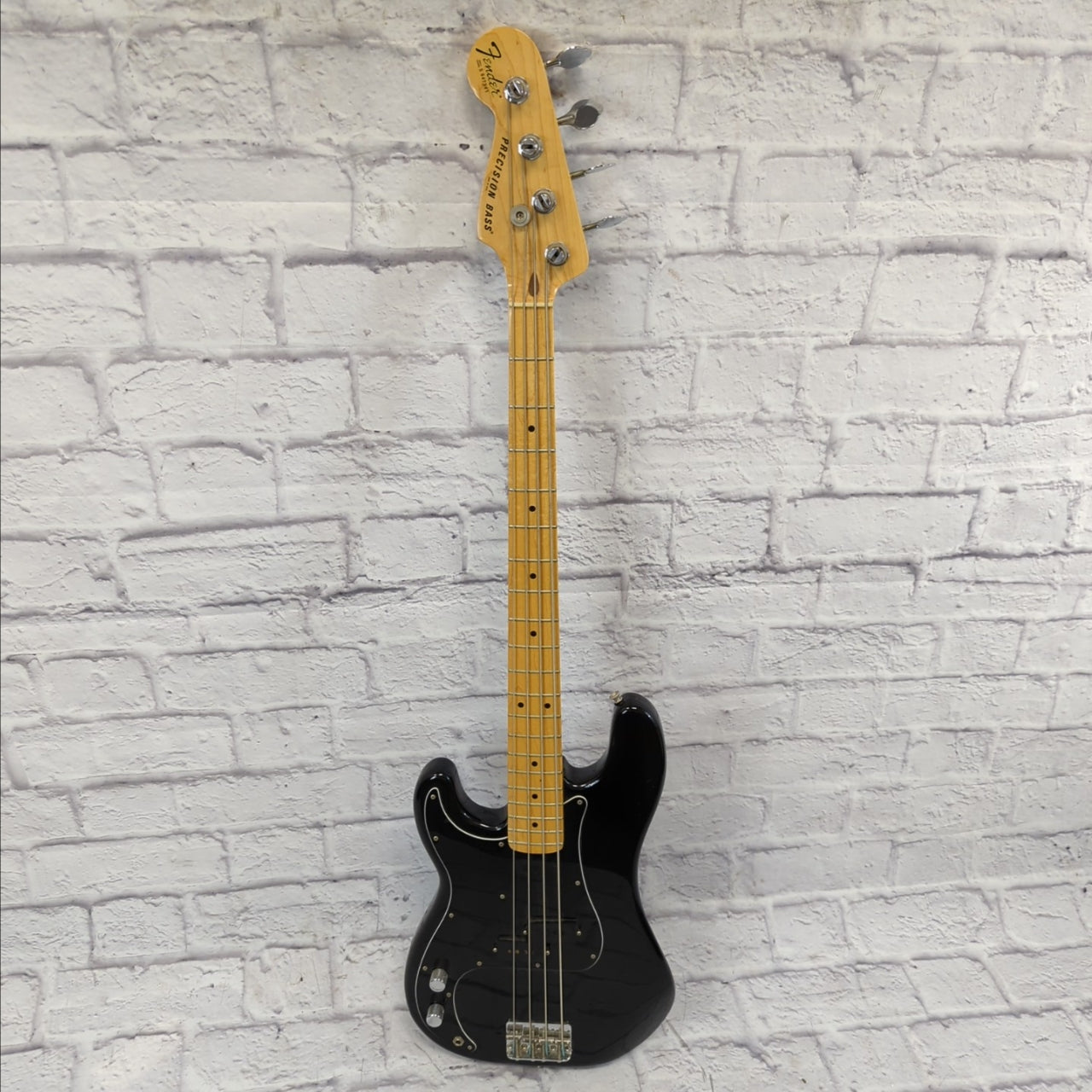 Fender Vintage 1980 Precision Bass Guitar Left Handed with Case