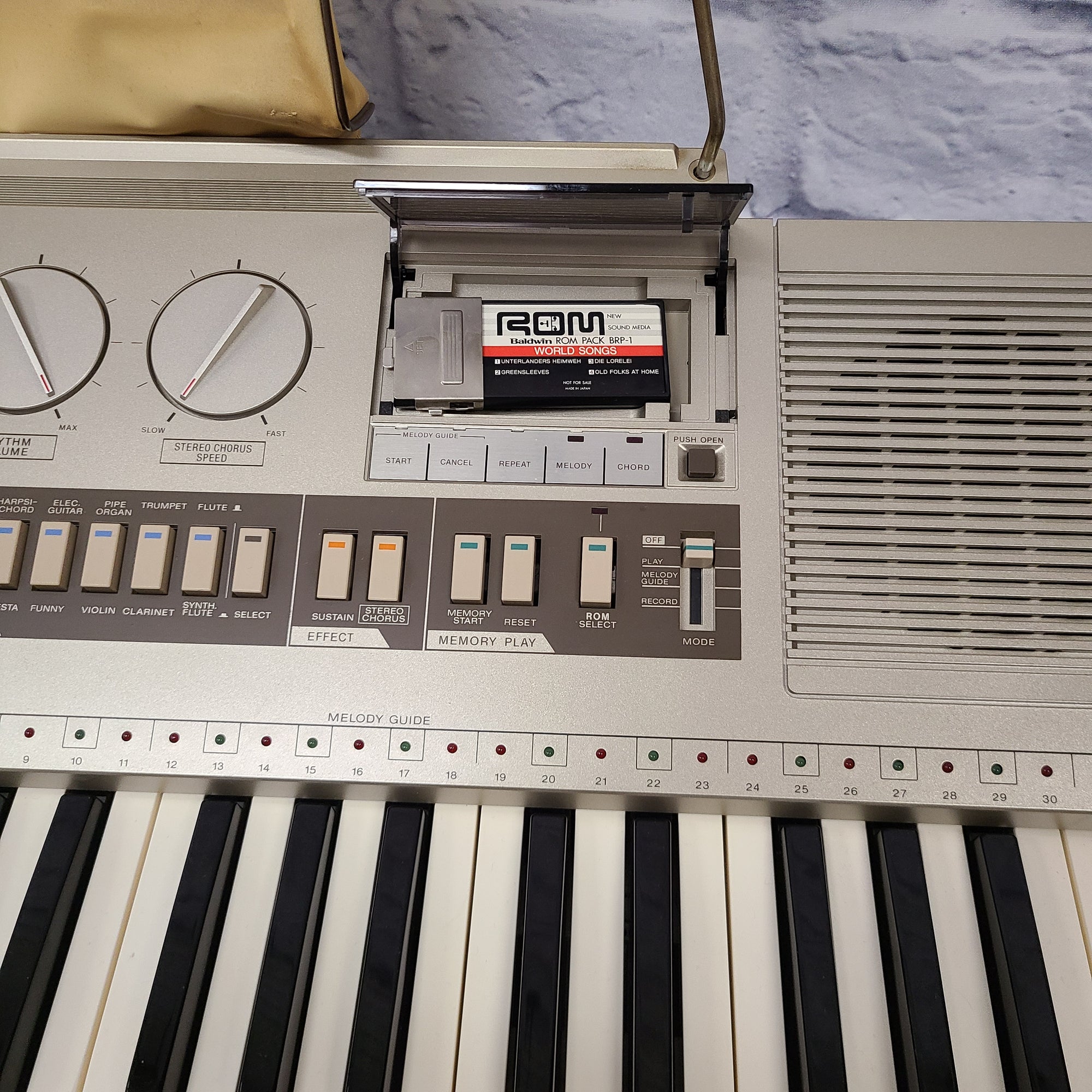 Vintage Late 70's Baldwin Discovery DS-60 Analog Keyboard