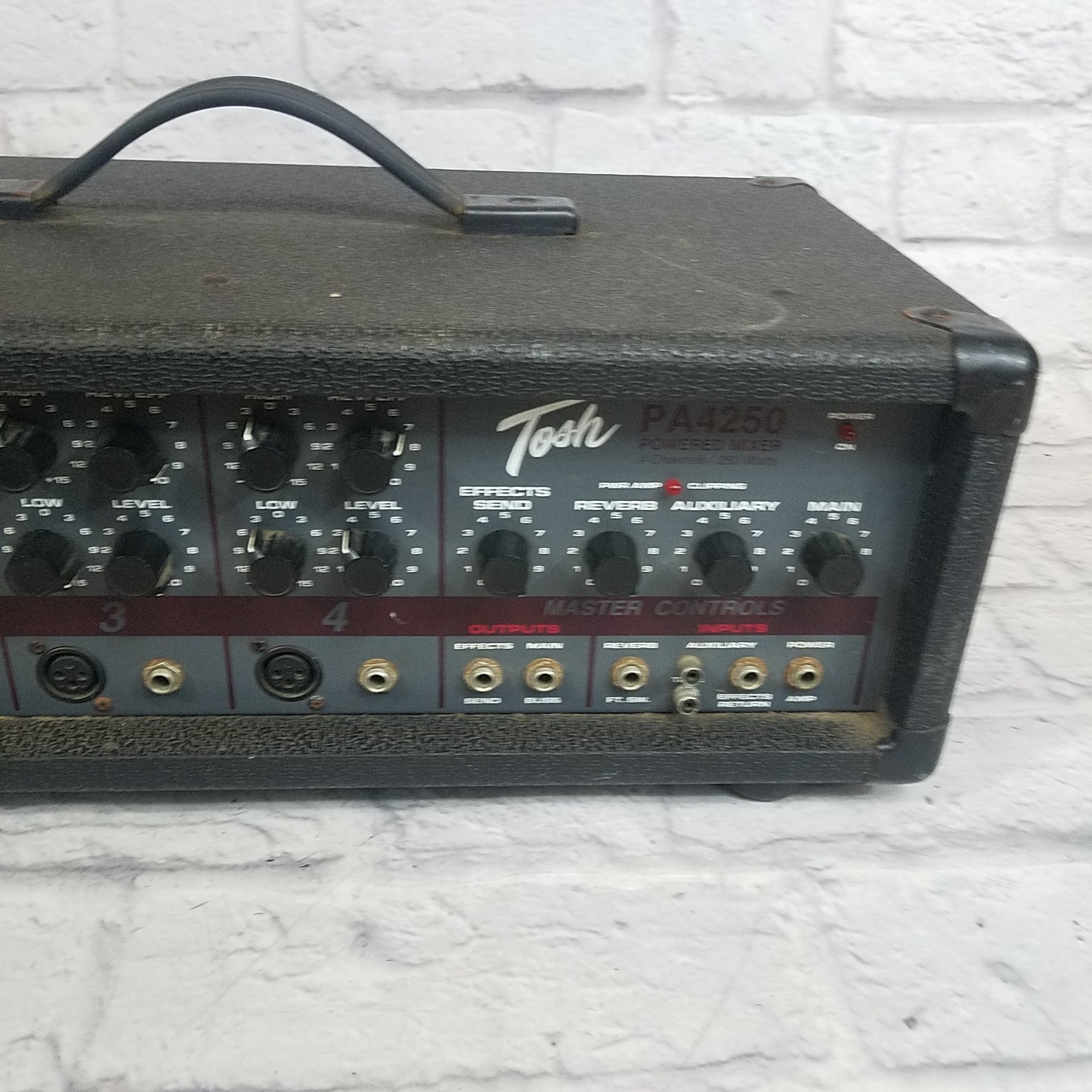 Tosh PA4250 Powered Mixer