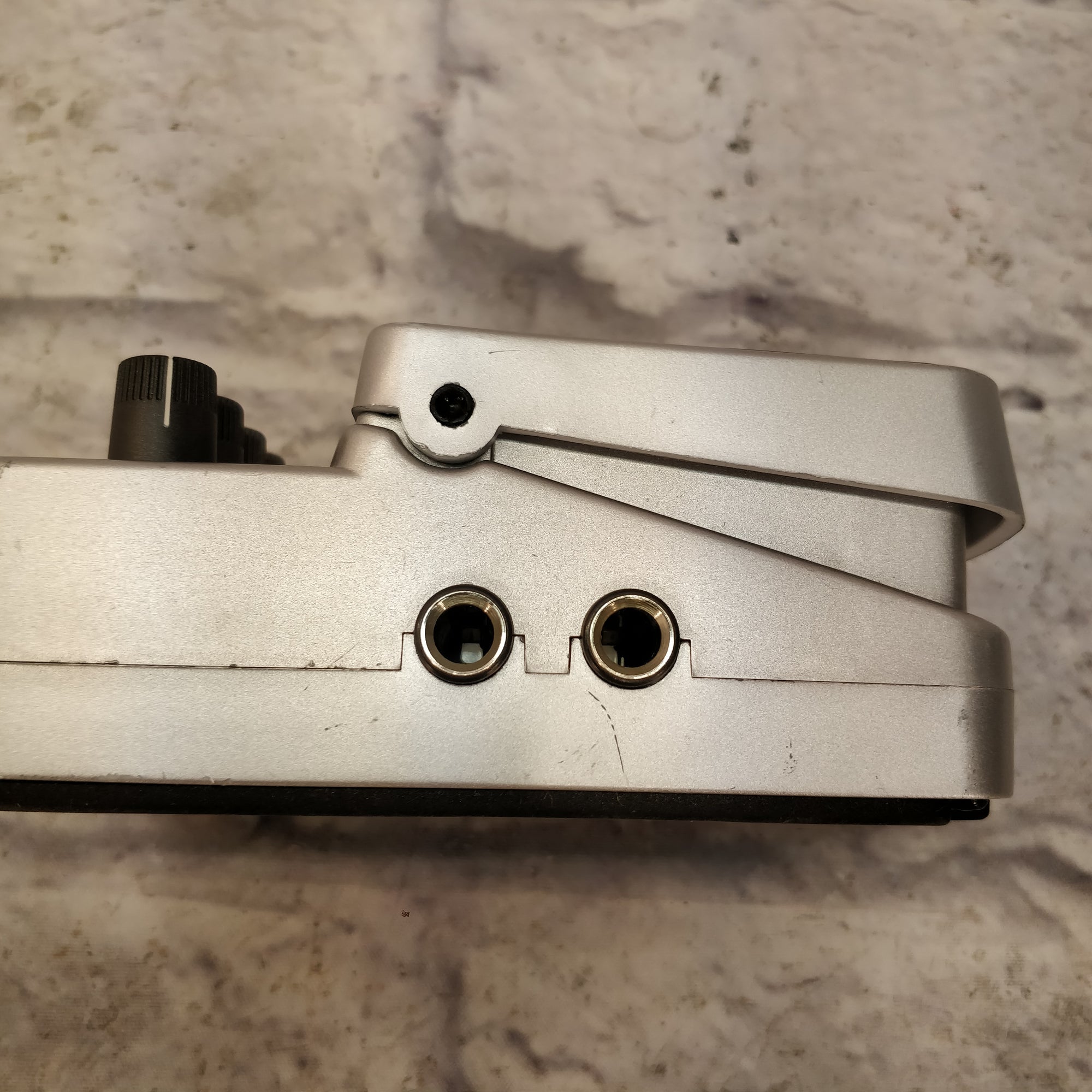 Behringer DD400 Digital Delay Pedal