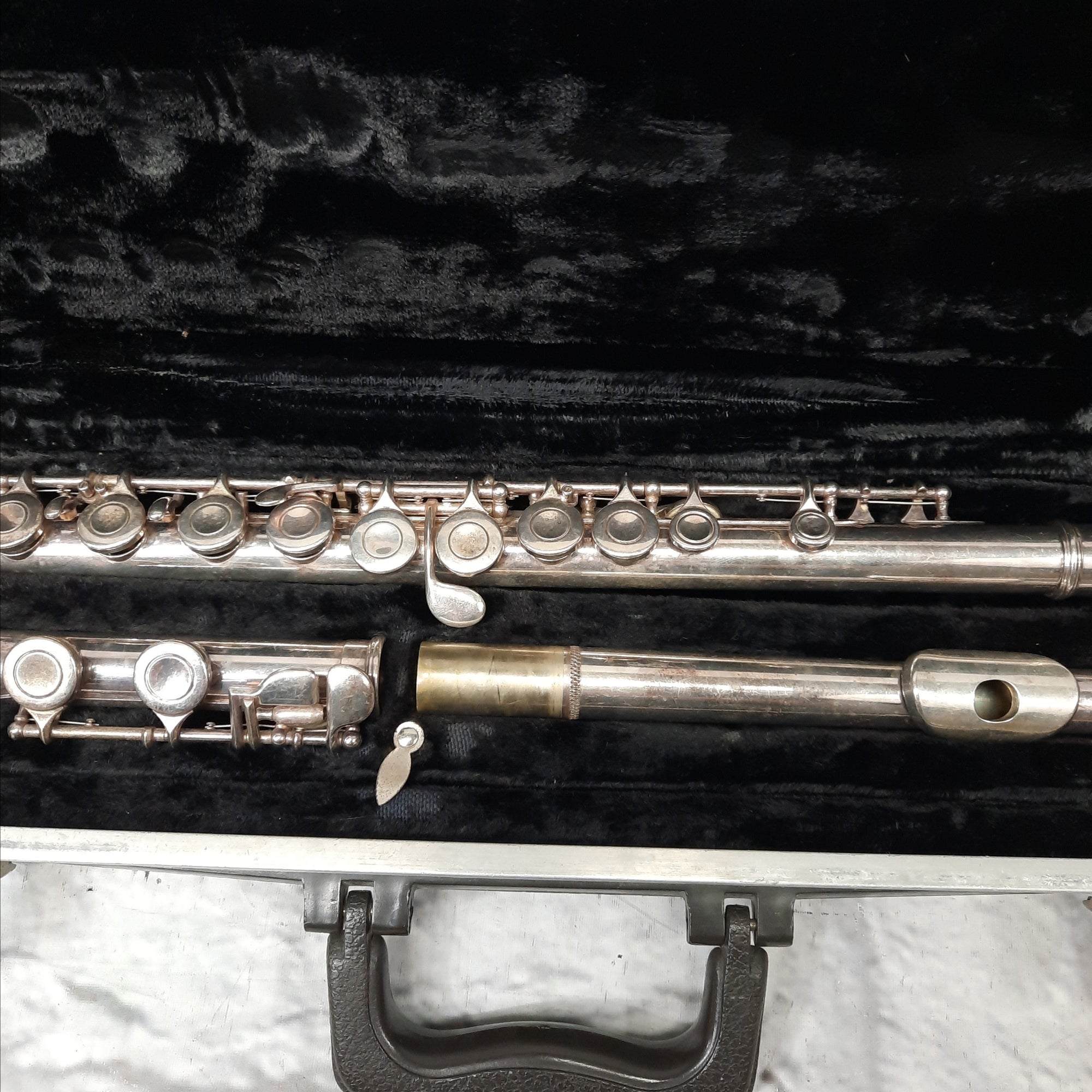 Bundy Flute w/case 499365B