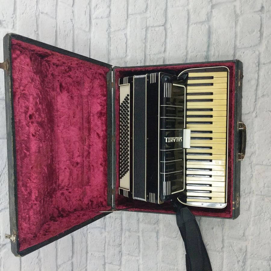 Vintage Salanti Model 8002 Accordion