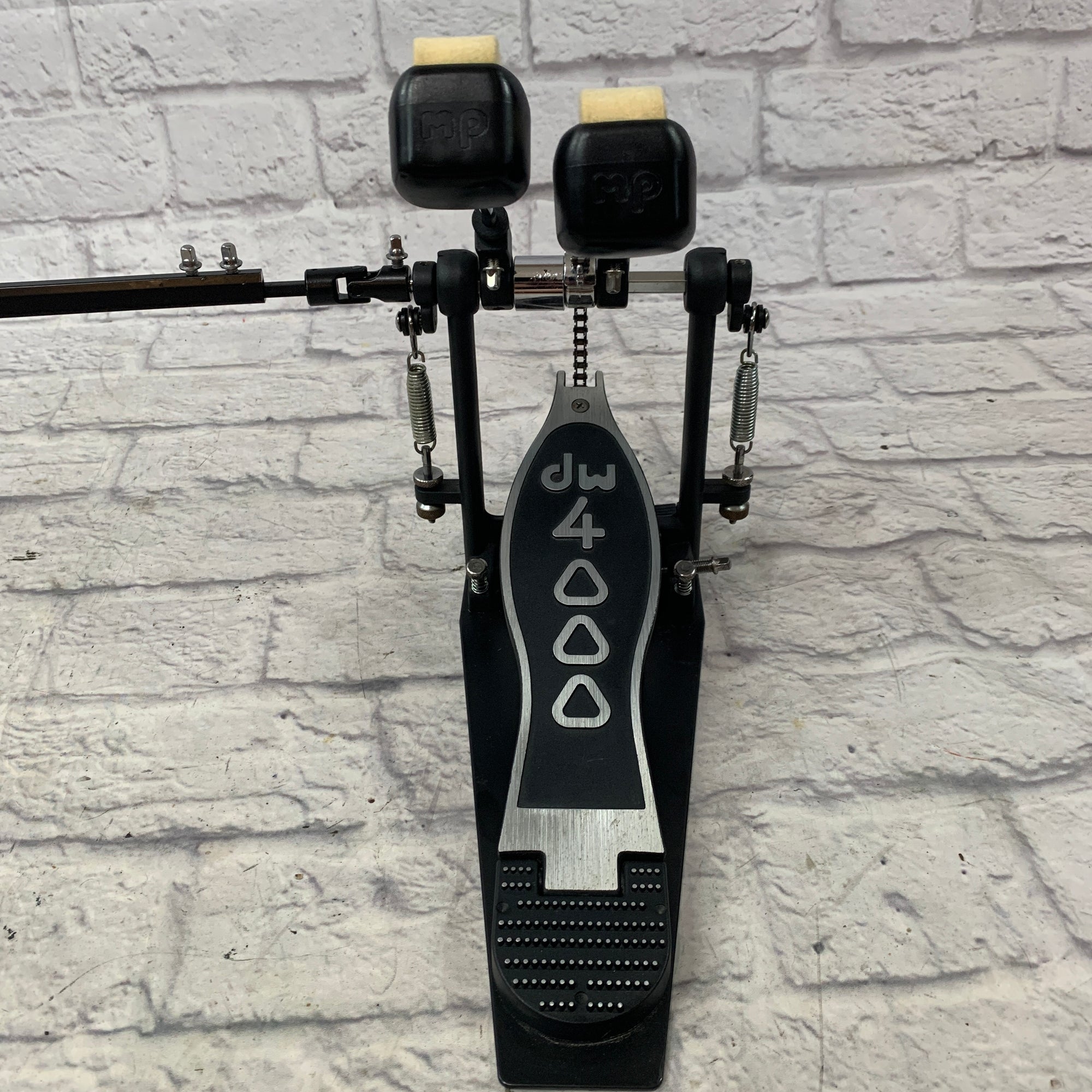 DW 4000 Series Double Kick Pedal -missing crossbar