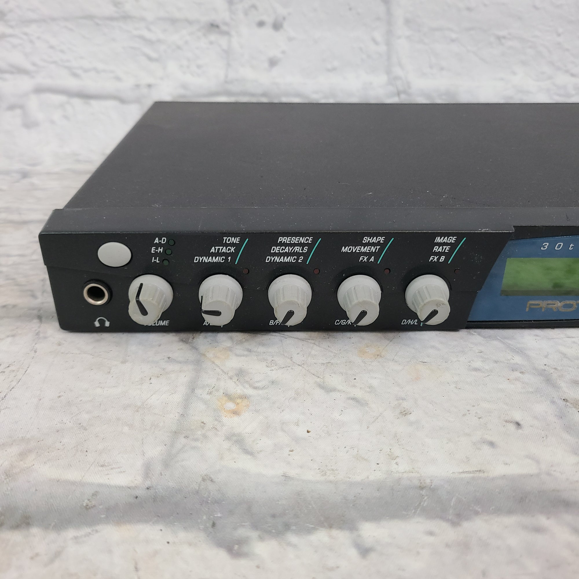 E-Mu Proteus 1000 Rackmount Synth
