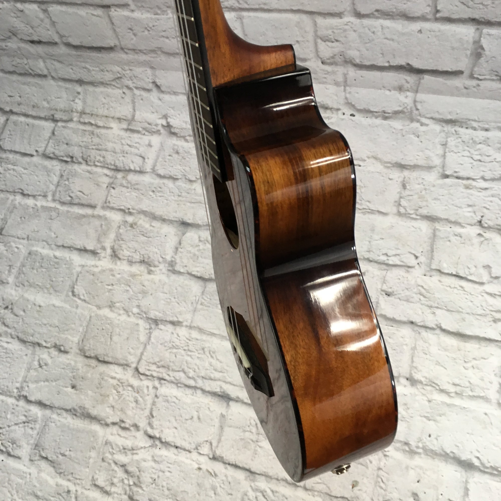 Breedlove Ex Cu Ce Bo Concert Ukulele