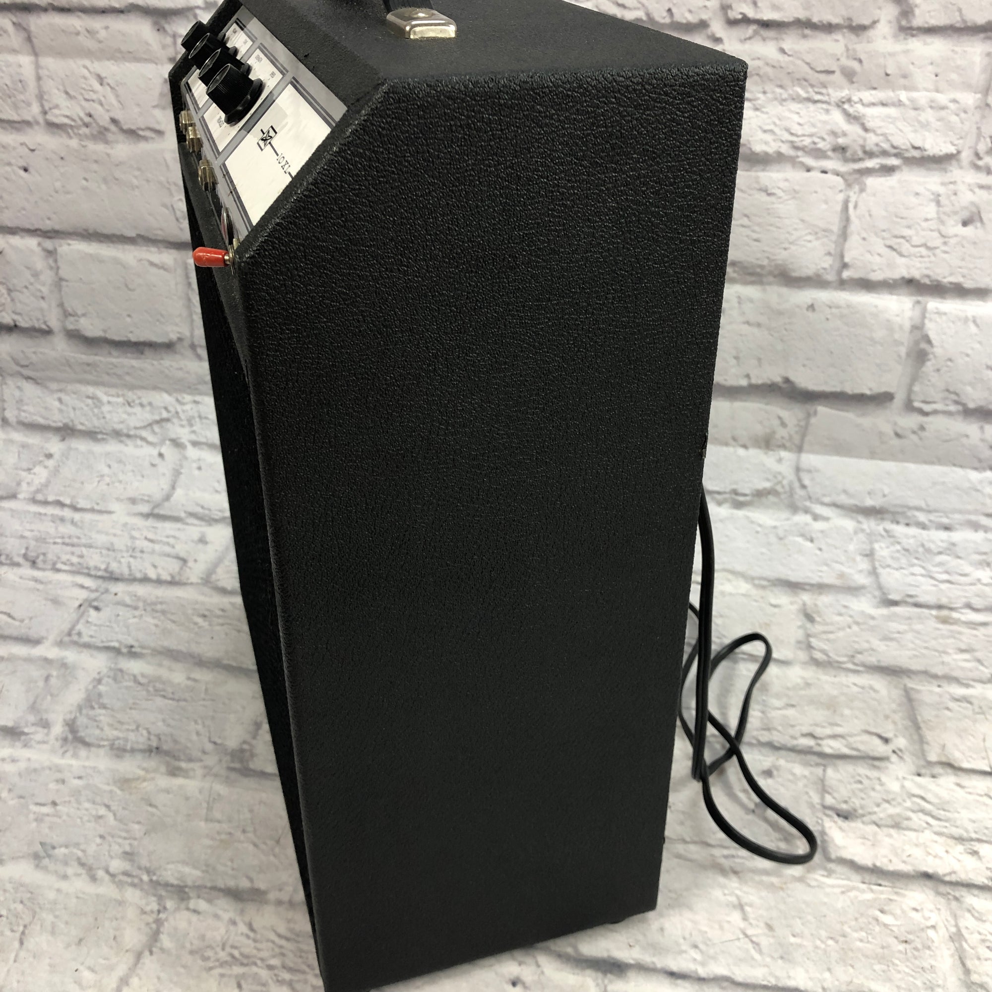 Vintage 1960's Silvertone 10XL Combo Guitar Amp