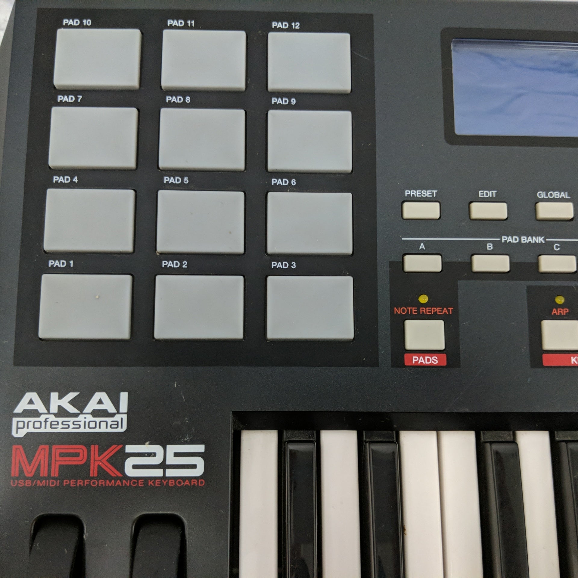 Akai Professional MPK25 Keyboard Midi Controller