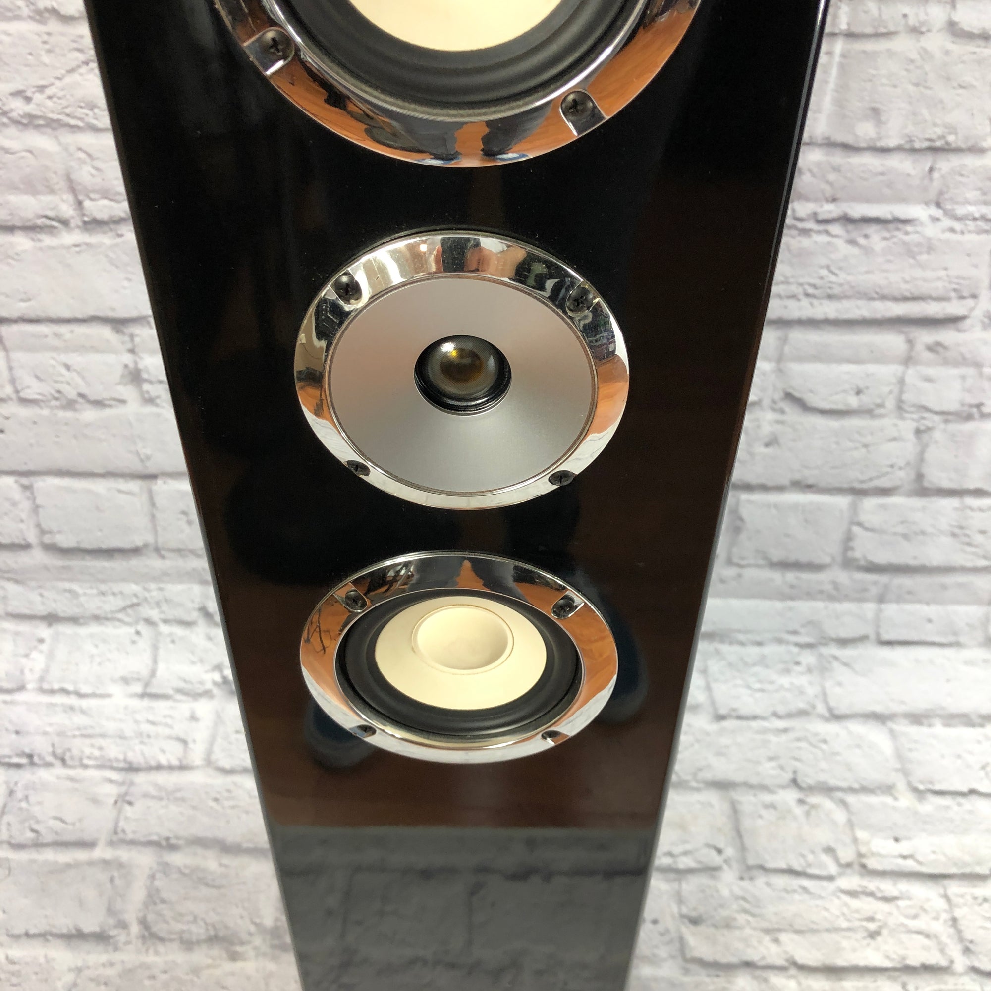 Unknown Powered Karaoke Speaker